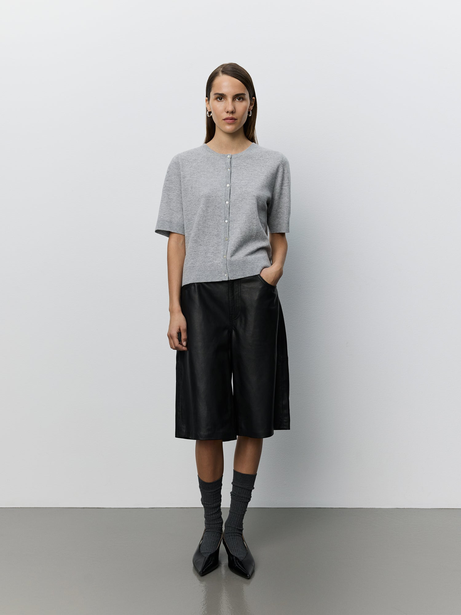 sofie-schnoor-women-sunasw-cardigan-grau-melange-wolle image 2