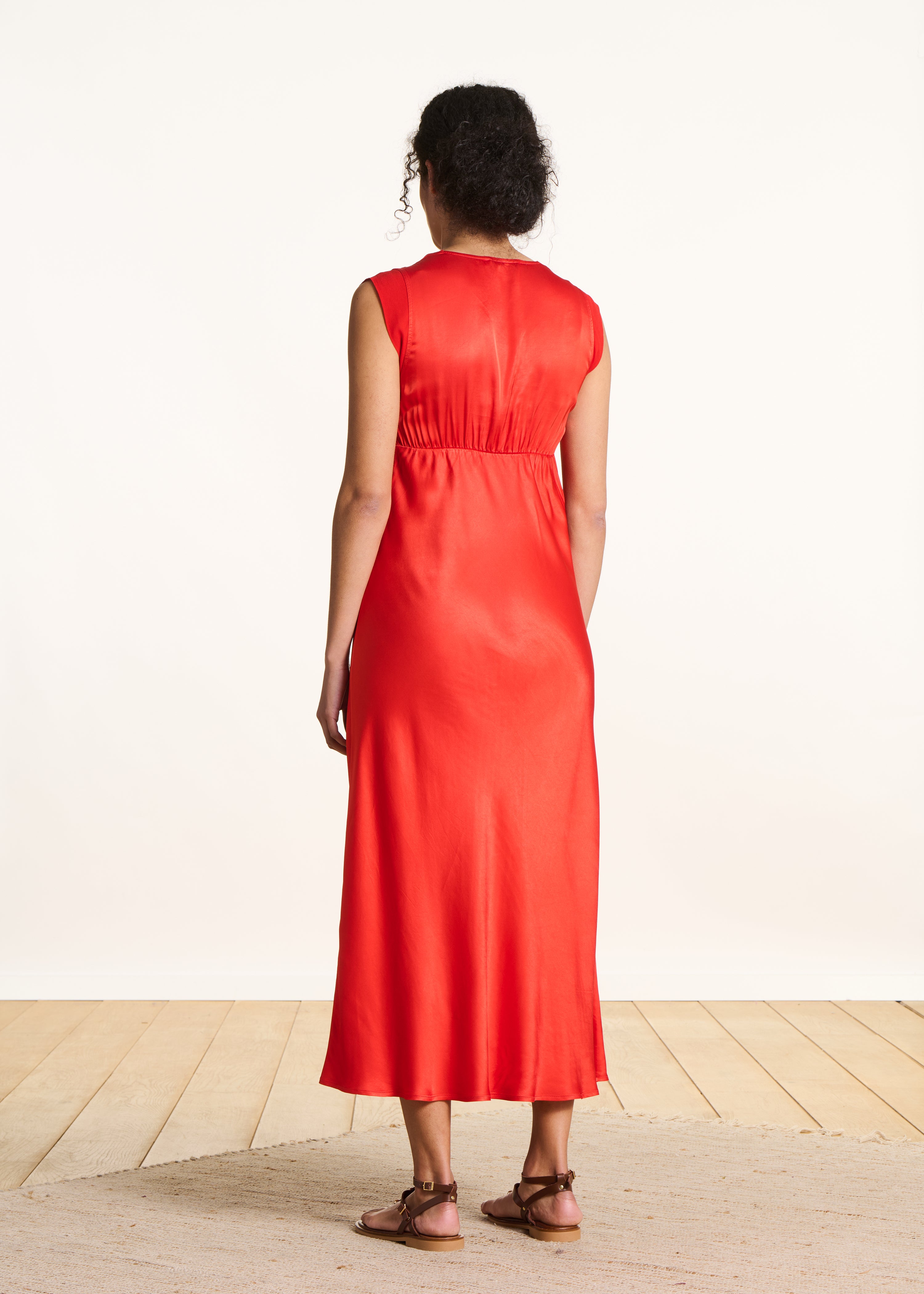 la-f-e-marabout-e-talicia-r-maxikleid-orange-satin-rmellos image 2