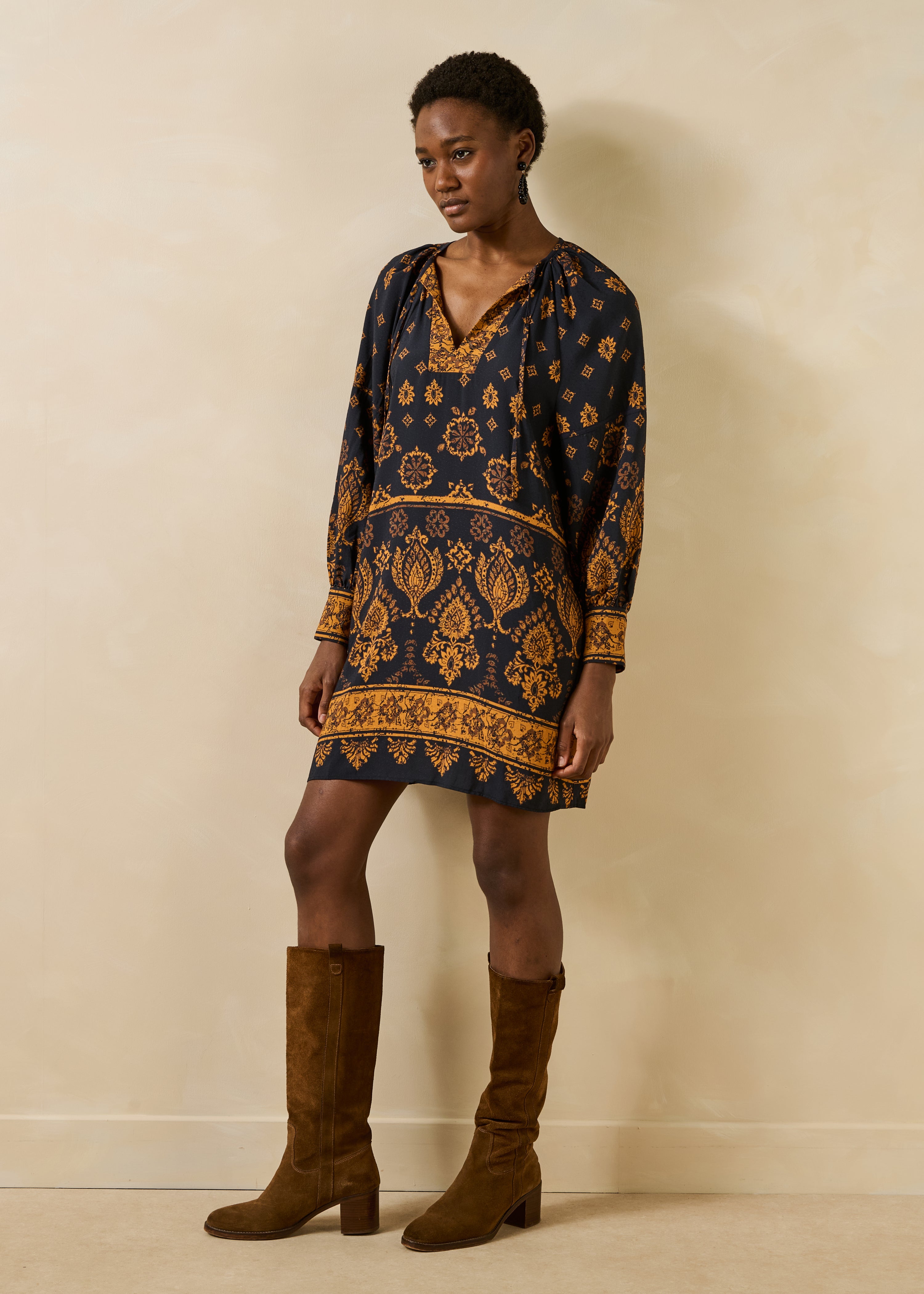 la-f-e-marabout-e-gopal-kleid-marine-paisley-viskose image 2