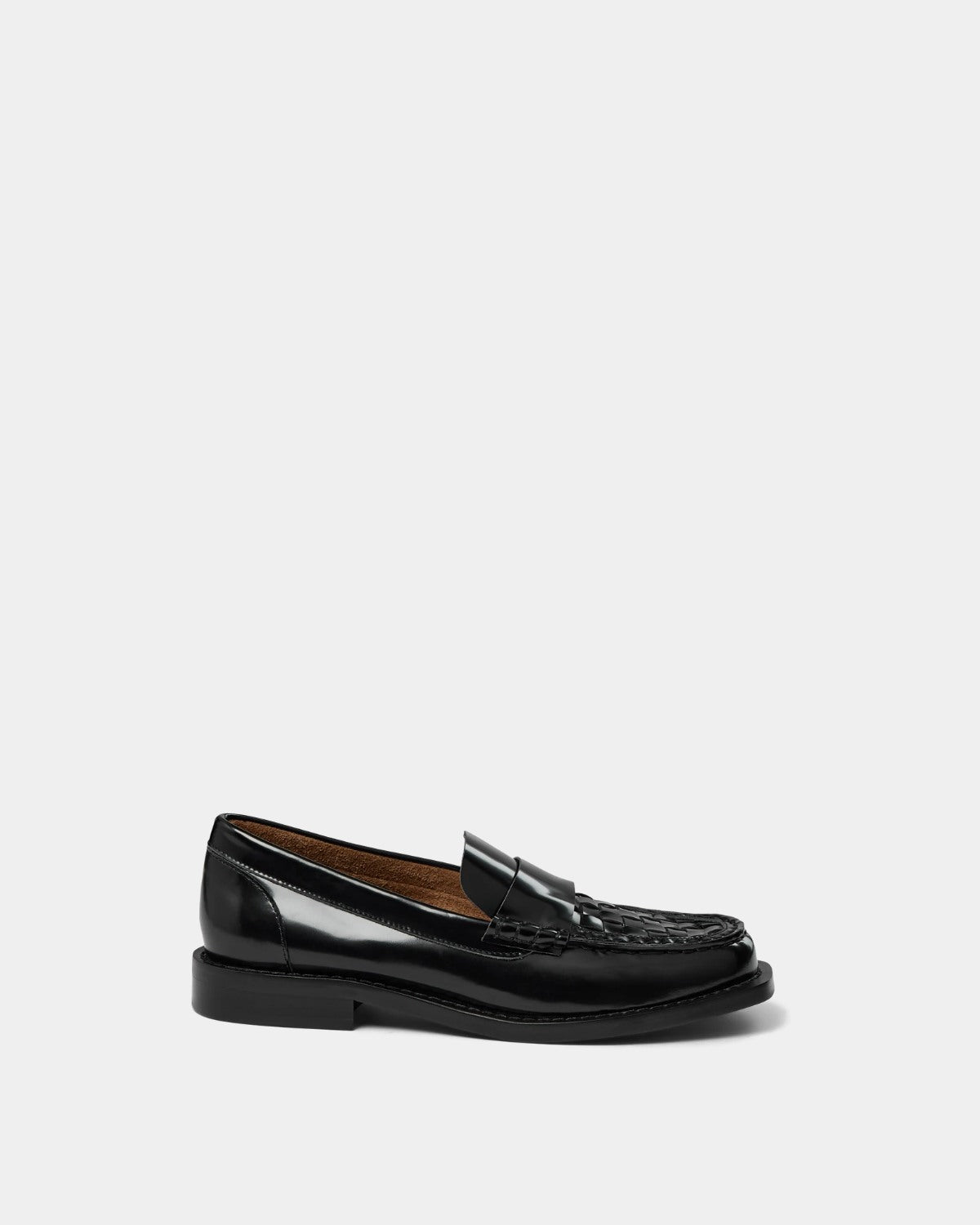 sofie-schnoor-women-lisasw-loafer-black-lackleder image 1