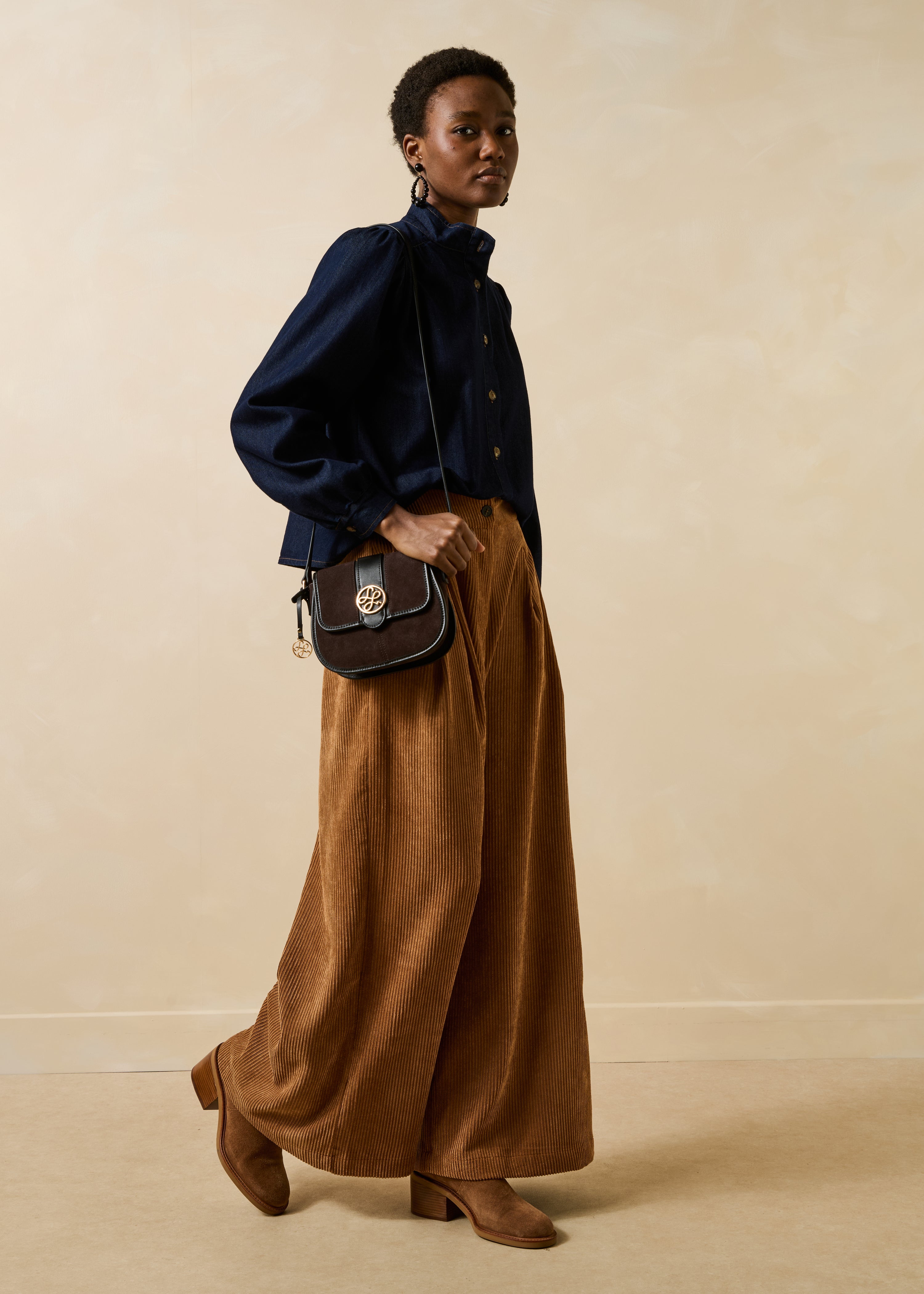 la-f-e-marabout-e-geneve-cordhose-cognac-weites-bein image 1