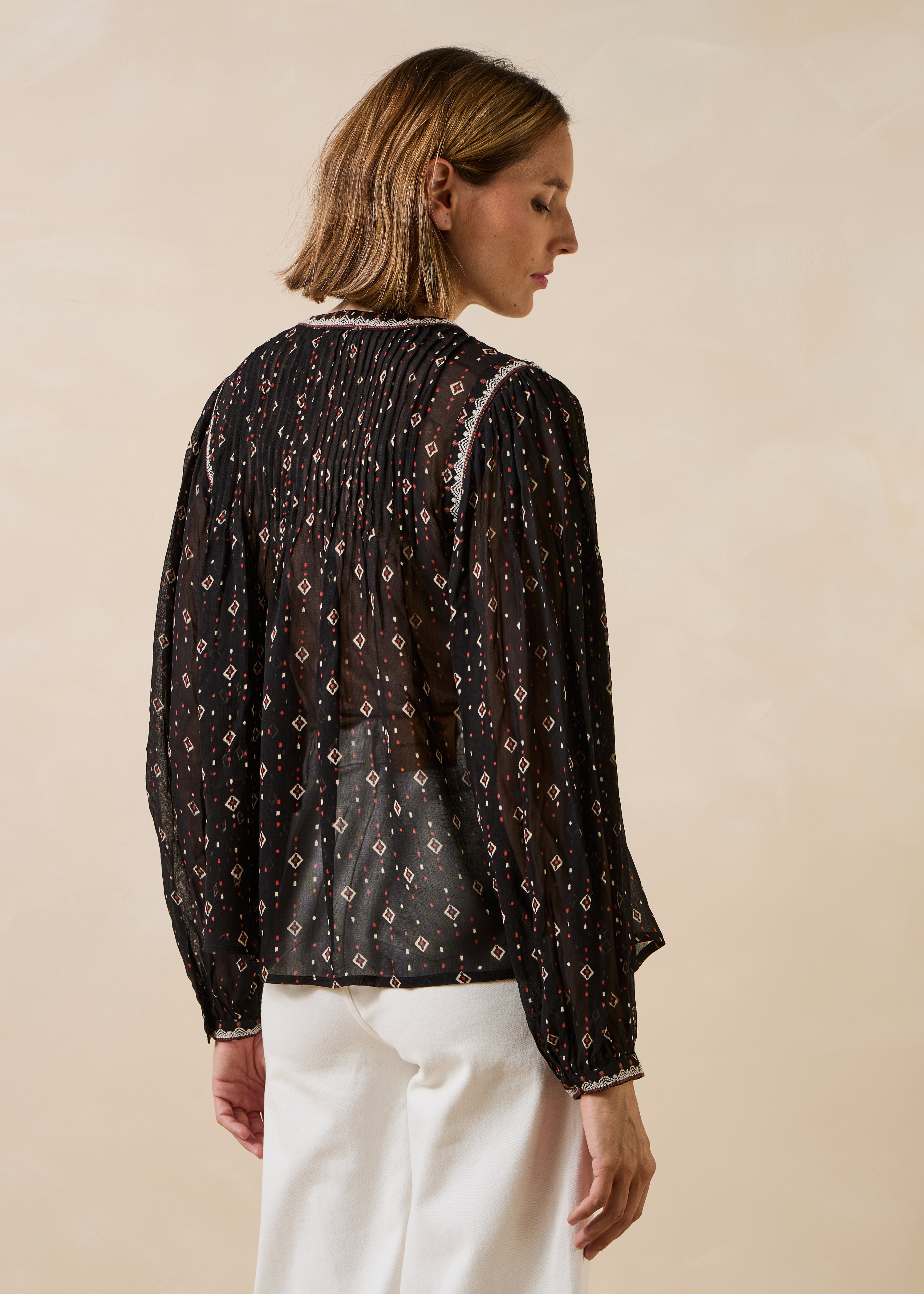 la-f-e-marabout-e-gambri-bluse-schwarz-crepe-stickerei image 4