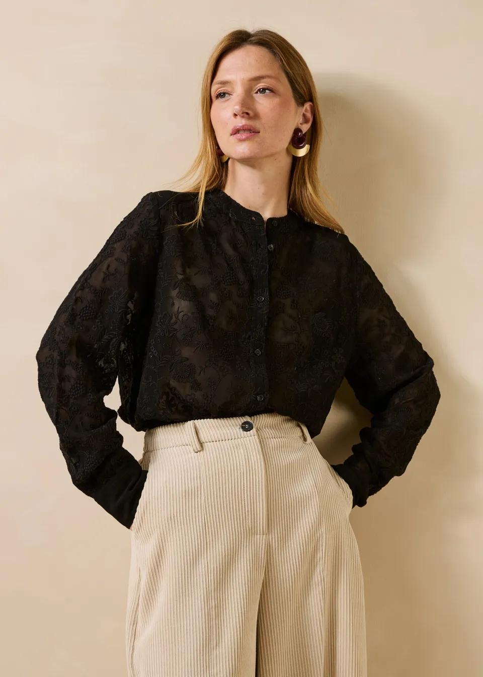la-f-e-marabout-e-godda-bluse-schwarz-bestickt image 1