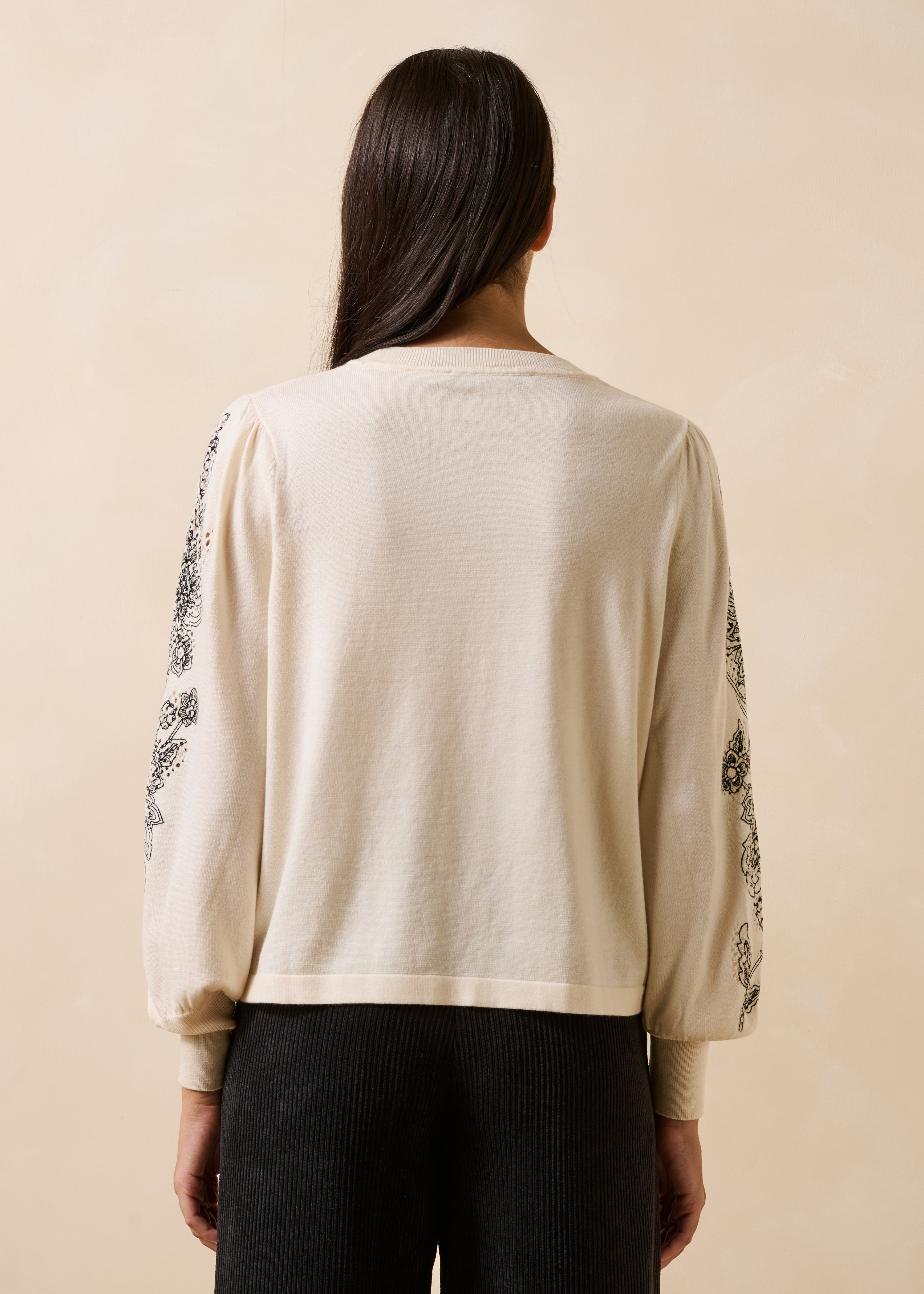 la-f-e-marabout-e-giacomo-pullover-ecru-schwarz-stickerei image 3