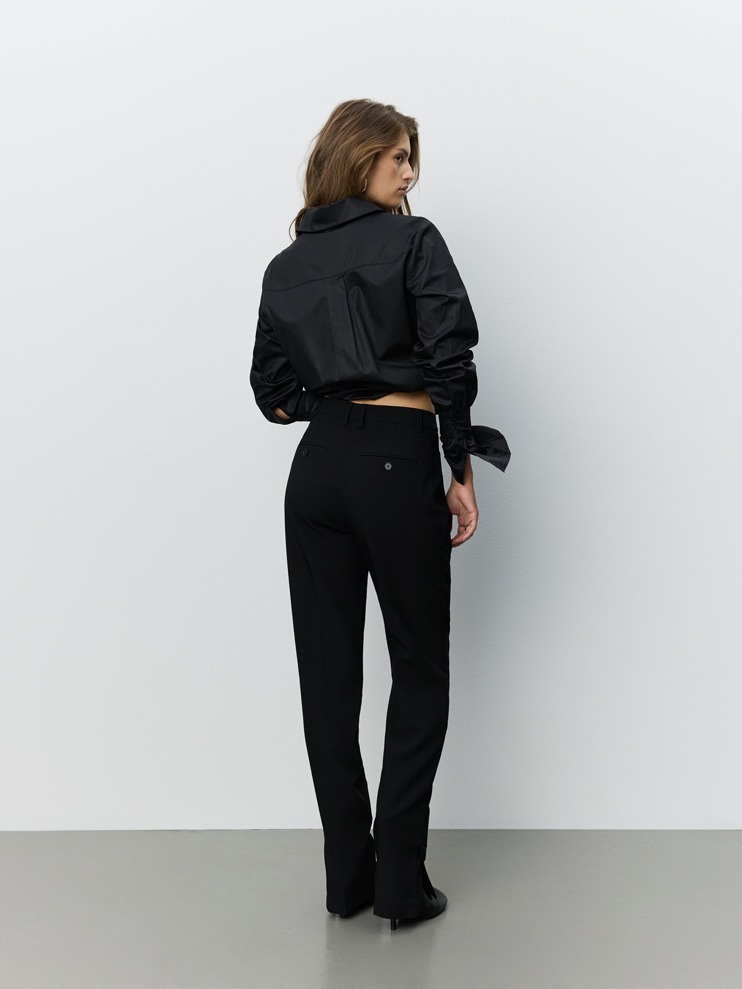 sofie-schnoor-women-luminasw-hose-slim-fit-schwarz image 4