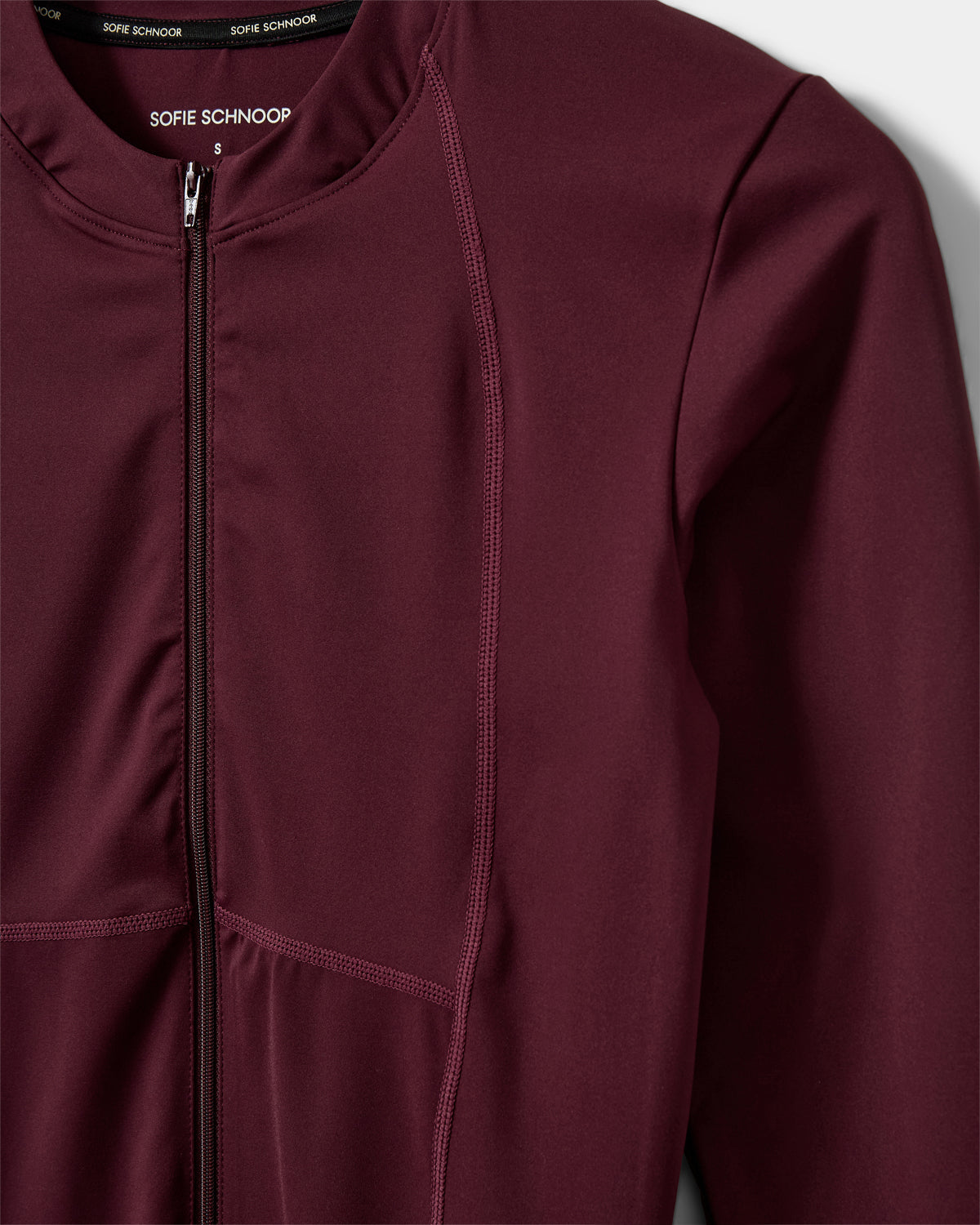 sofie-schnoor-sport-jayaspo-zip-bluse-burgundy-langarm image 5