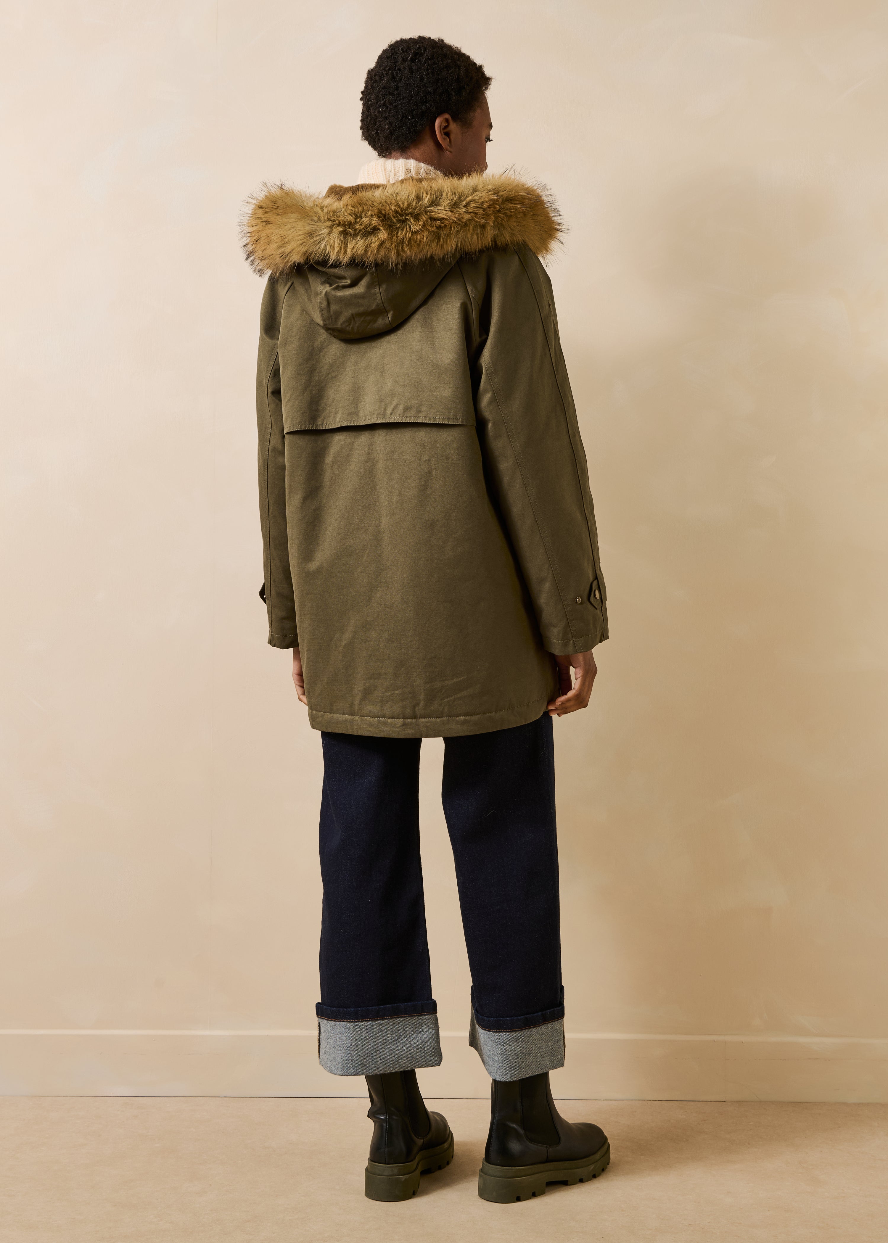 la-f-e-marabout-e-gonxi-parka-kaki-mittellang-kunstfell image 3
