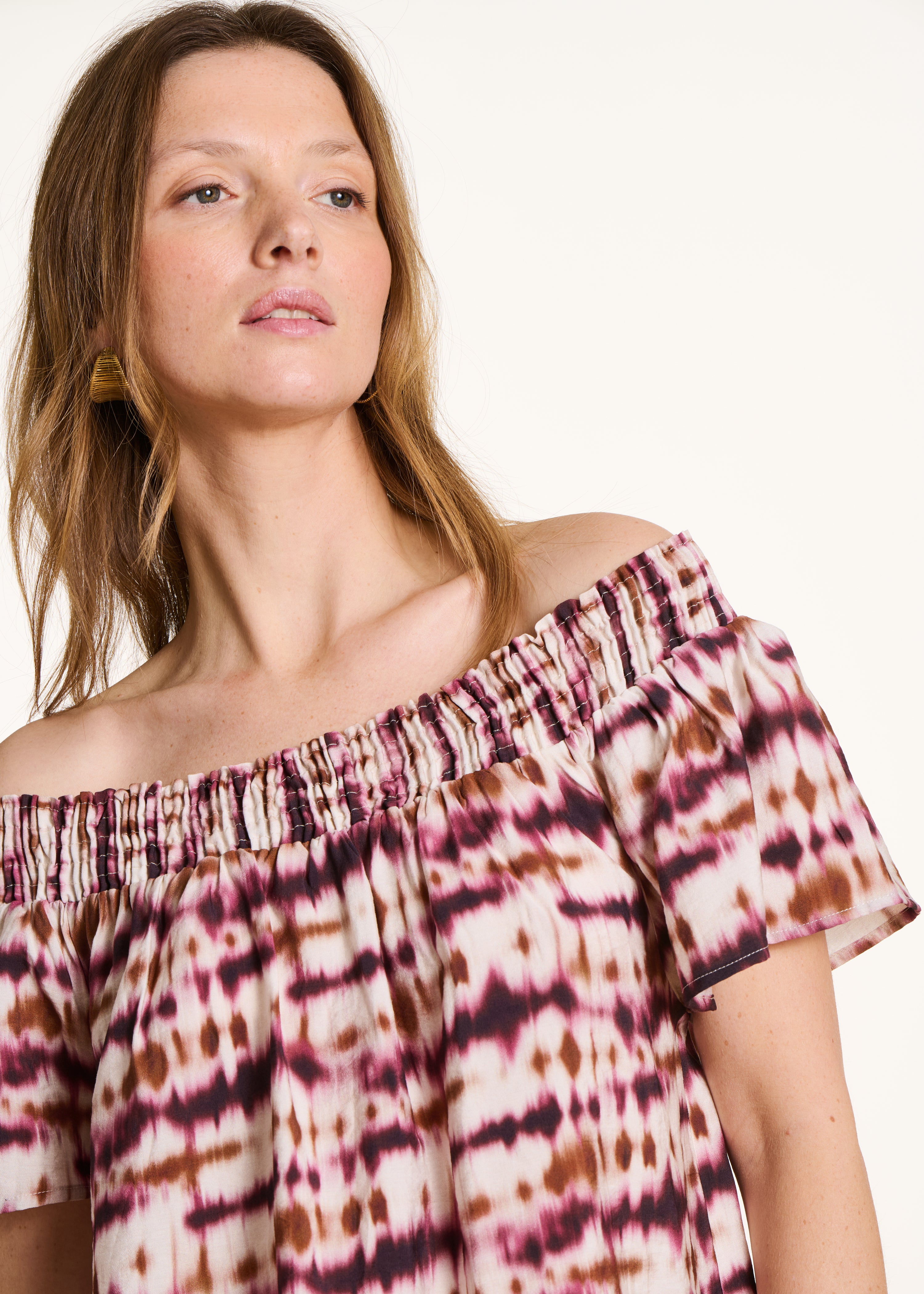 la-f-e-marabout-e-kleid-bordeaux-tie-dye-schulterfrei-34-46 image 6