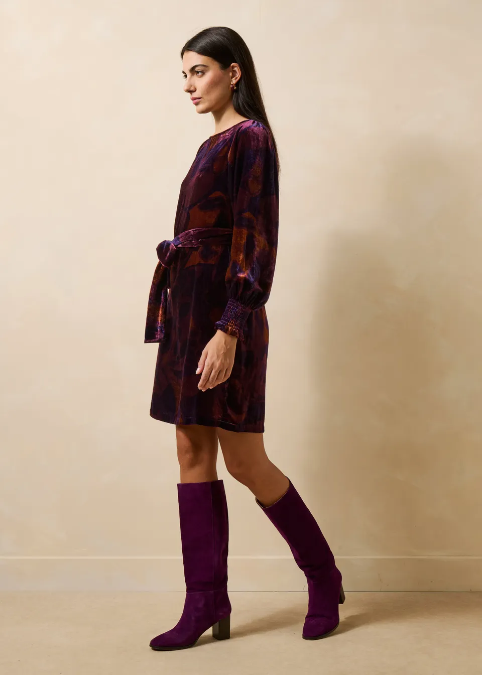 la-f-e-marabout-e-etna-kleid-lila-velours-floral-langarm image 1
