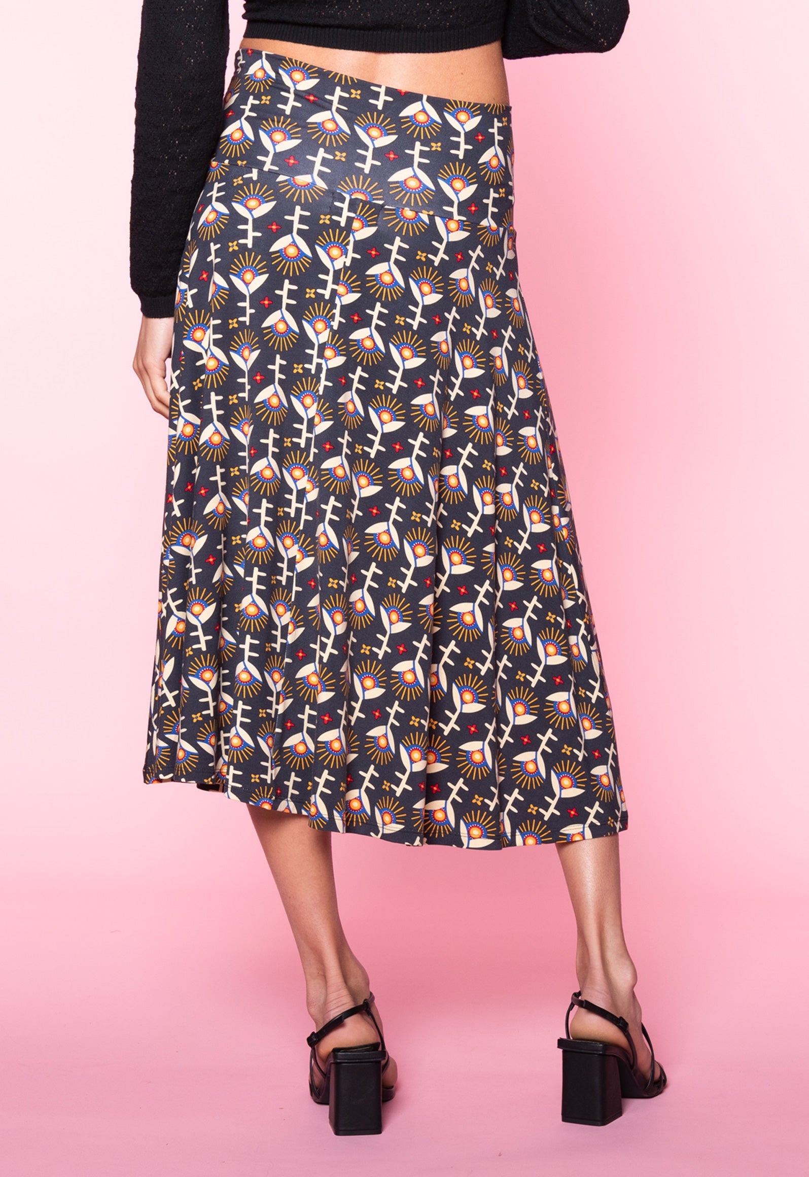 moshiki-hot-cookie-s26skirt-v2-midirock-viskose-midnight-sunshine image 4