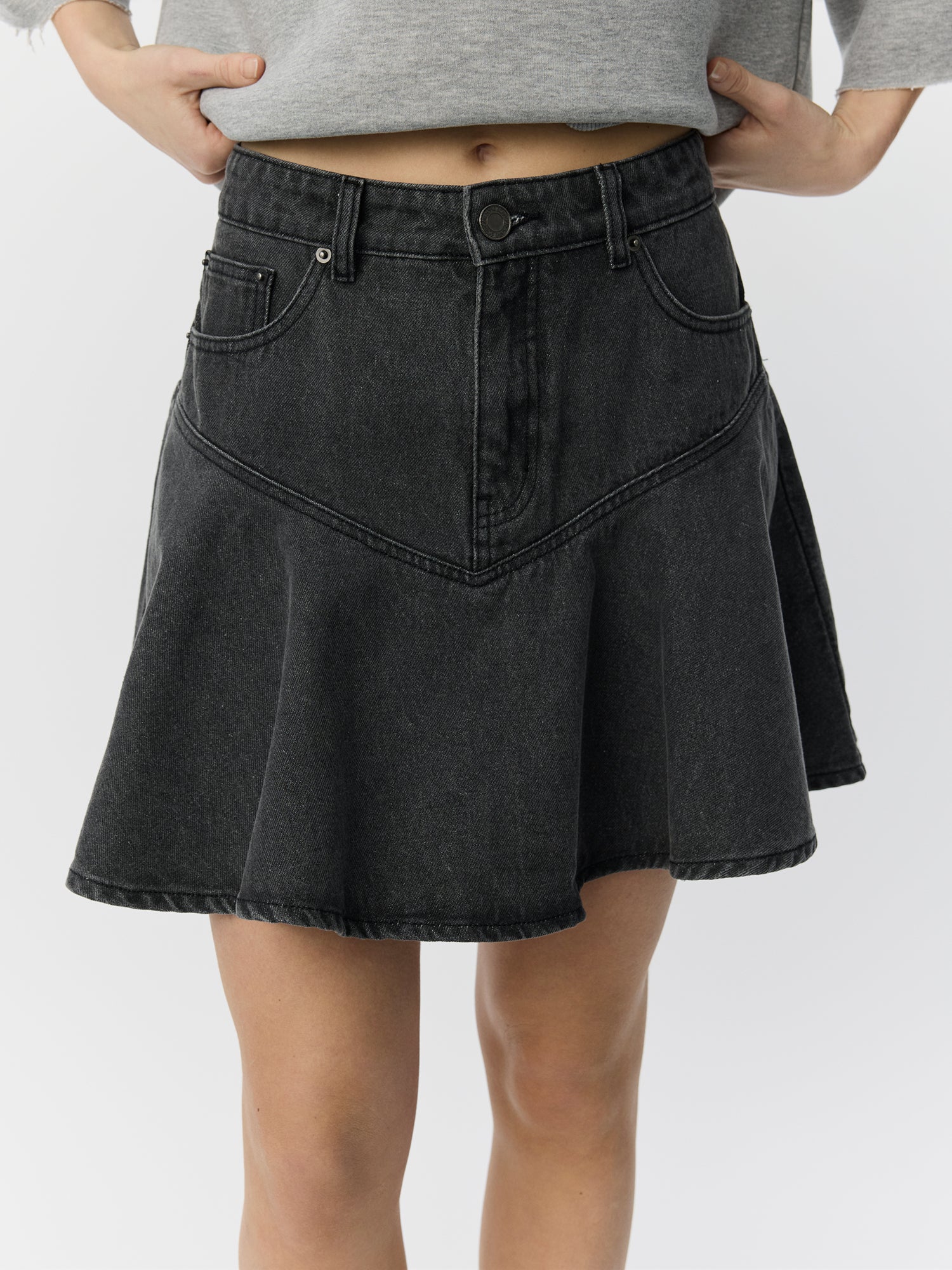 sofie-schnoor-women-jackysw-jeansrock-mini-schwarz-denim image 4