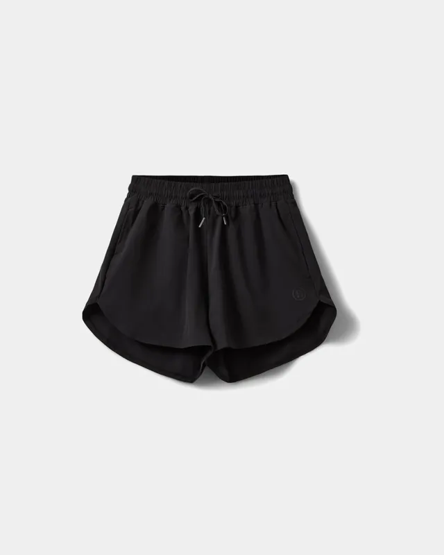 sofie-schnoor-sport-lievespo-shorts-schwarz-polyester image 1