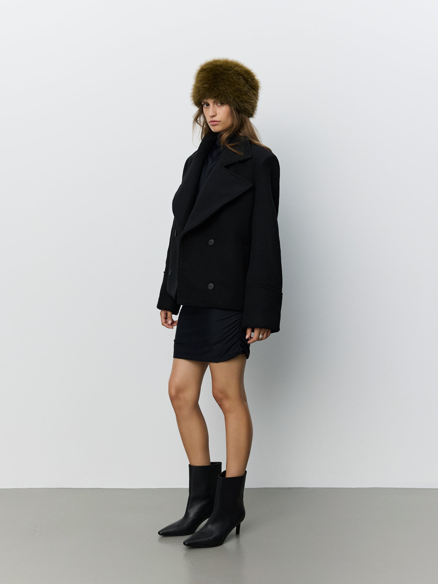 sofie-schnoor-jolinesw-blazer-schwarz-wolle-doppelreihig image 3