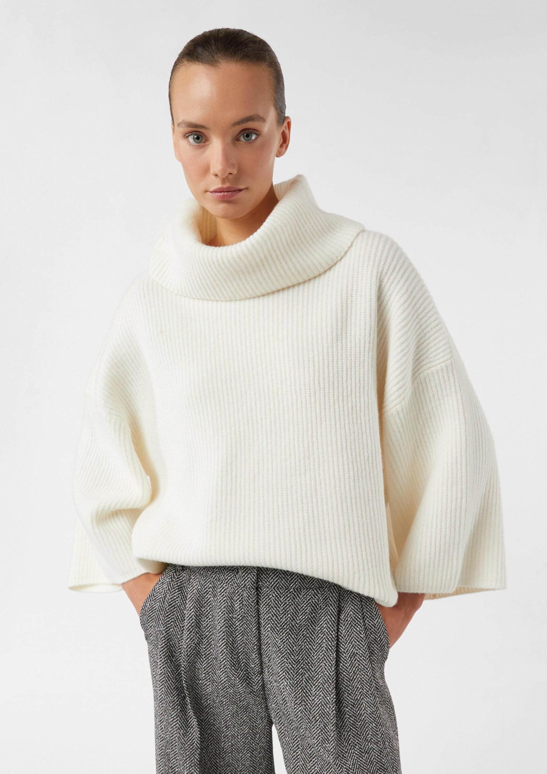 comma-2172911-poncho-schiefergrau-mit-rollkragen image 3