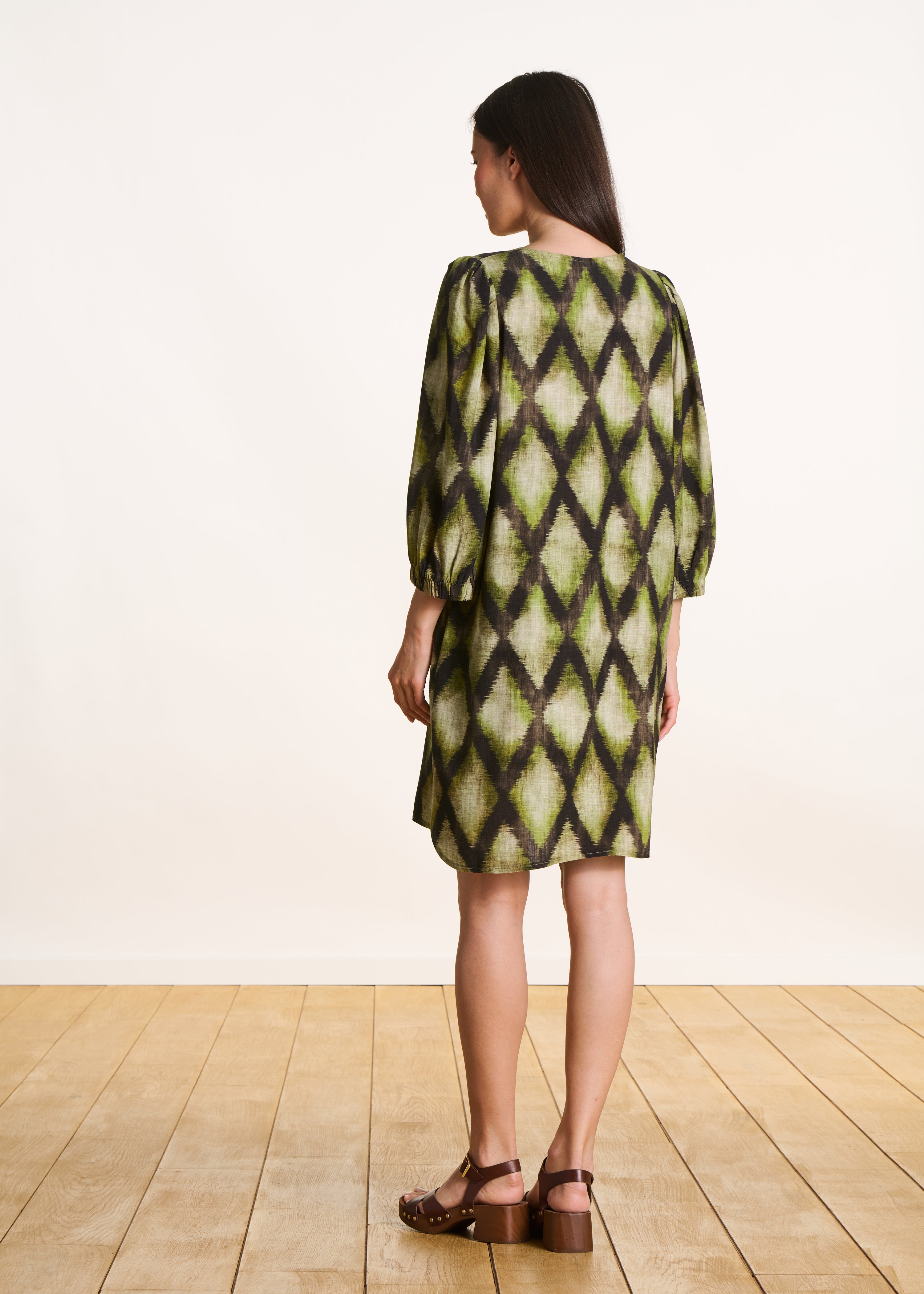 la-f-e-marabout-e-robes-combinaisons-kleid-khaki-kurz-print image 2