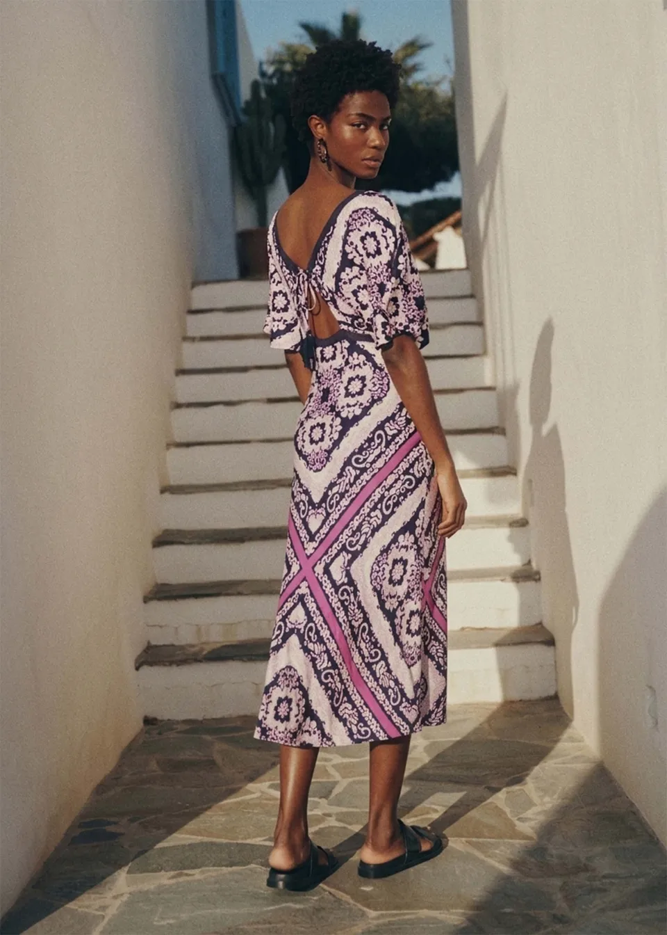 la-f-e-marabout-e-robes-maxikleid-violett-rosa-foulard image 1