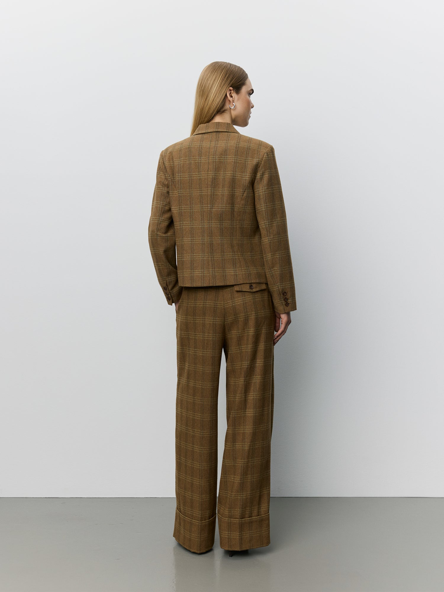 sofie-schnoor-women-poppysw-blazer-maple-brown-check image 4