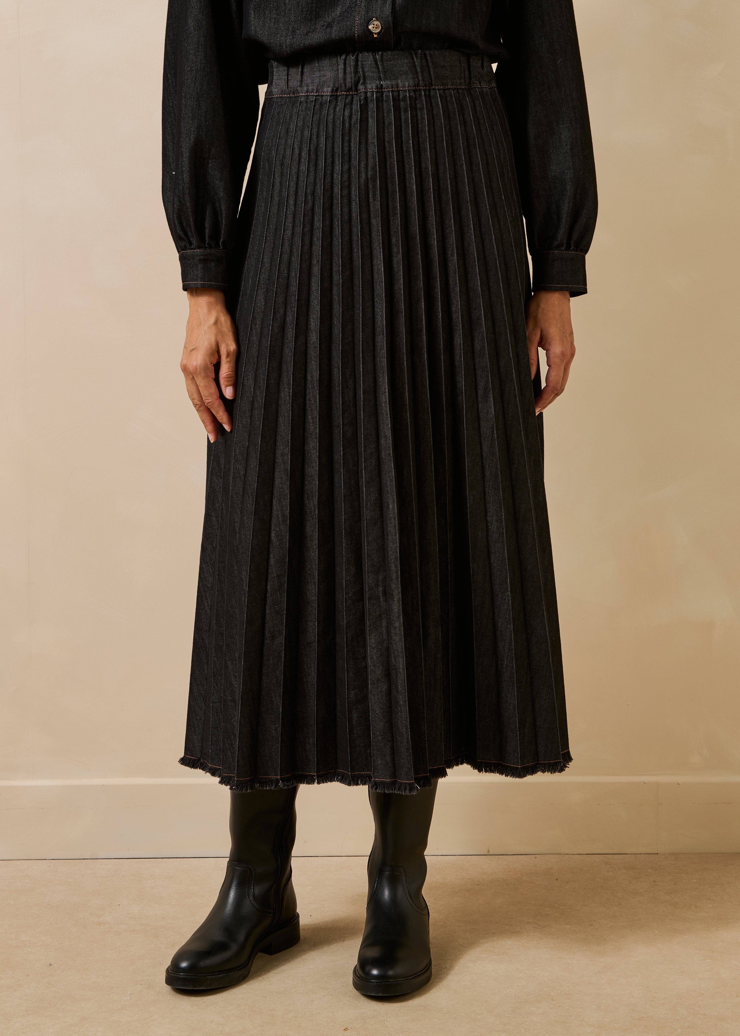 la-f-e-marabout-e-donut-rock-schwarz-denim-plissee image 2