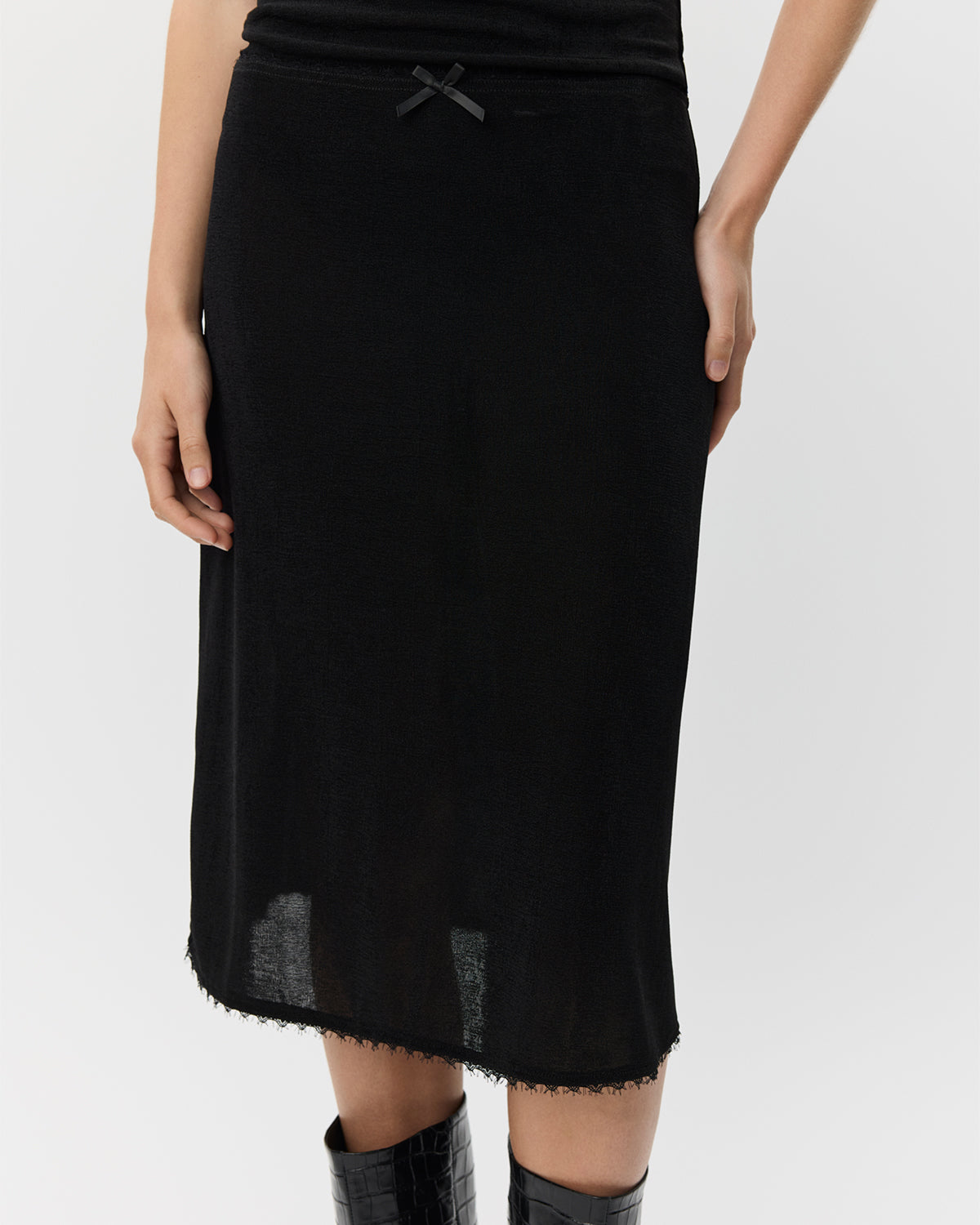 sofie-schnoor-women-marlasw-s254371-rock-schwarz-spitze image 5