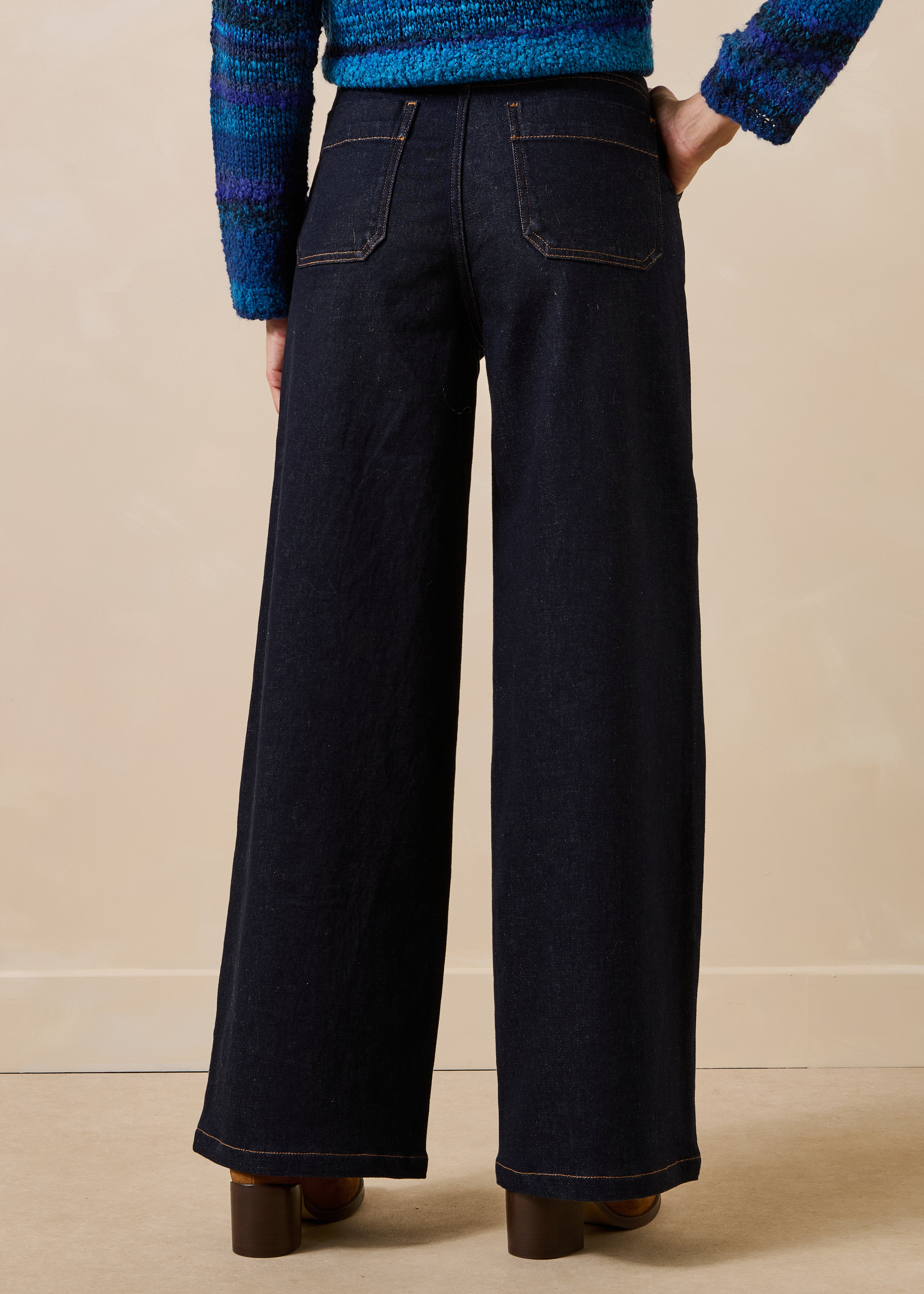la-f-e-marabout-e-gustol-jeans-dark-brut-high-waist image 3