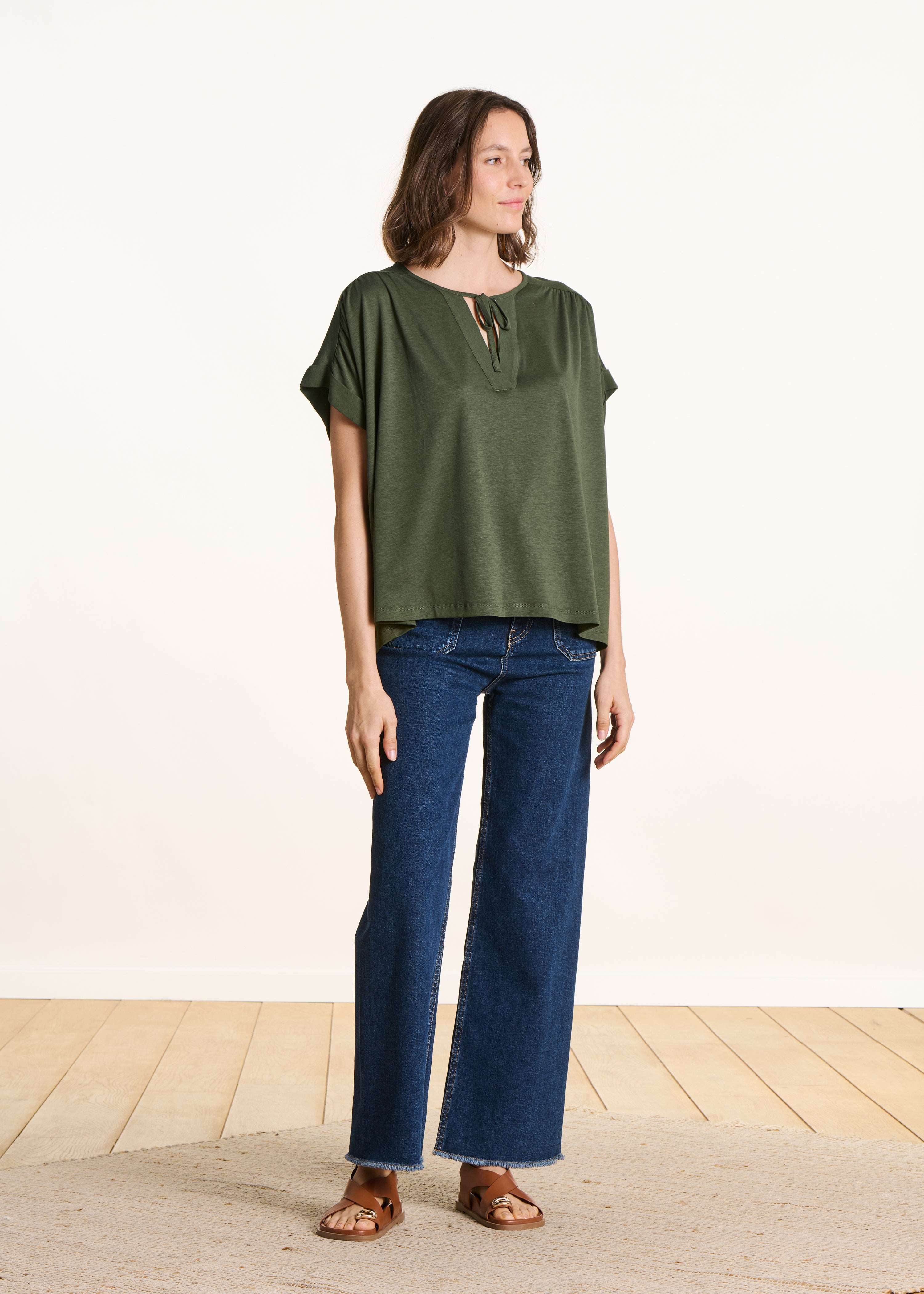 la-f-e-marabout-e-fino-t-shirt-khaki-lyocell-weit image 2