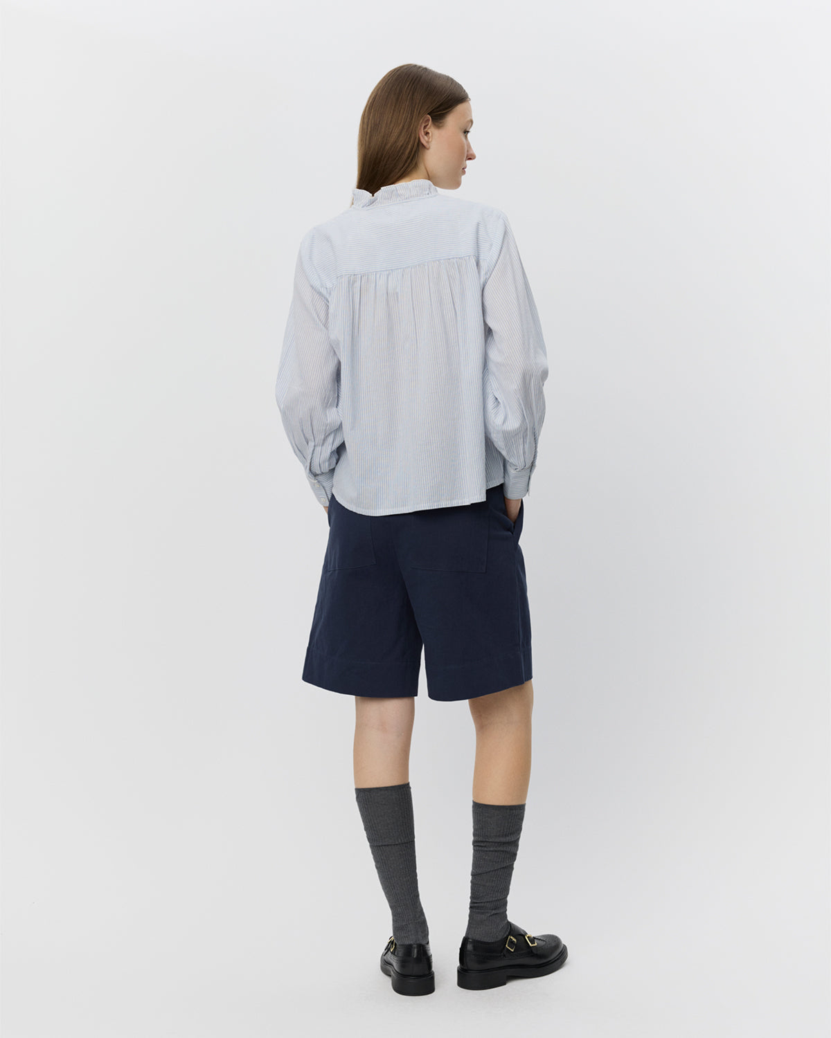 sofie-schnoor-ednasw-shirt-hellblau-gestreift-baumwolle image 4