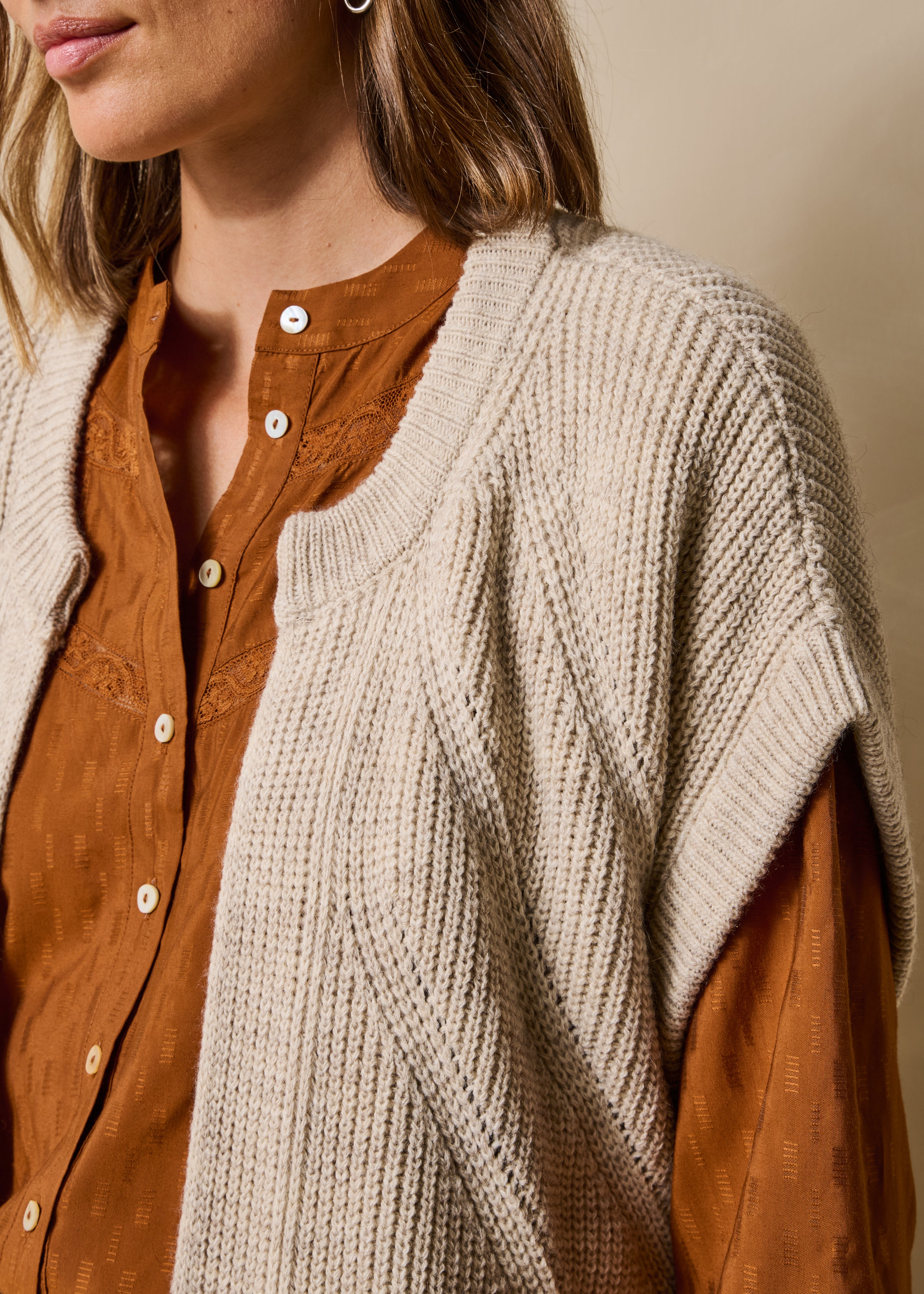 la-f-e-marabout-e-gloset-gilet-beige-wolle-alpaka image 5