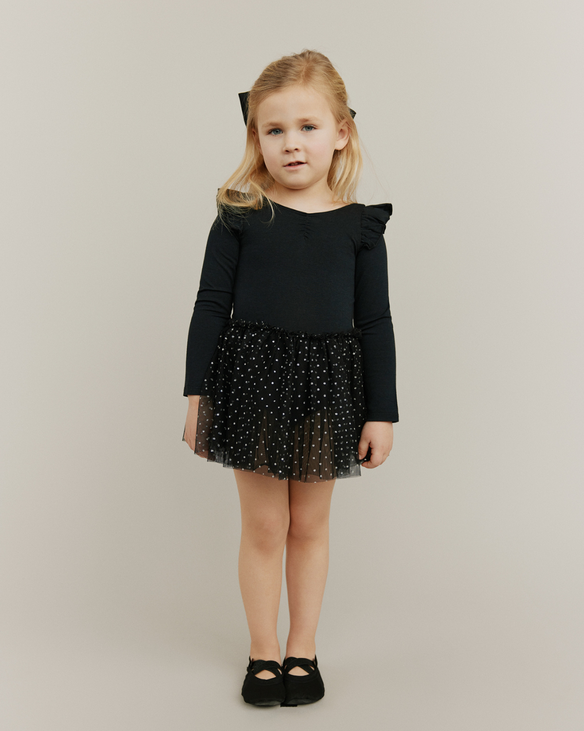 sofie-schnoor-kids-estellesk-turnanzug-schwarz-t-ll-gr-98-128 image 2