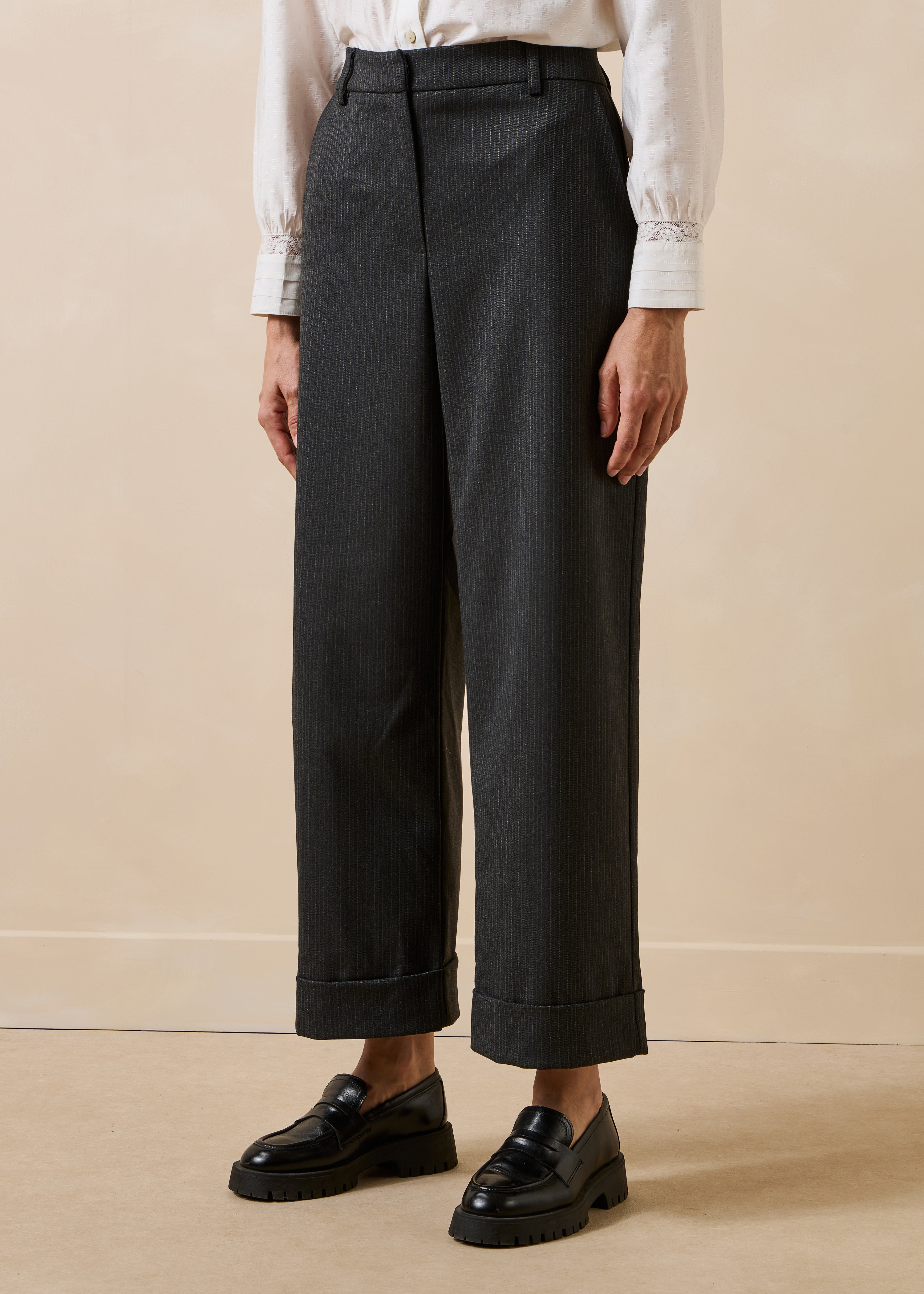 la-f-e-marabout-e-ronac-hose-anthrazit-gestreift-7-8 image 2