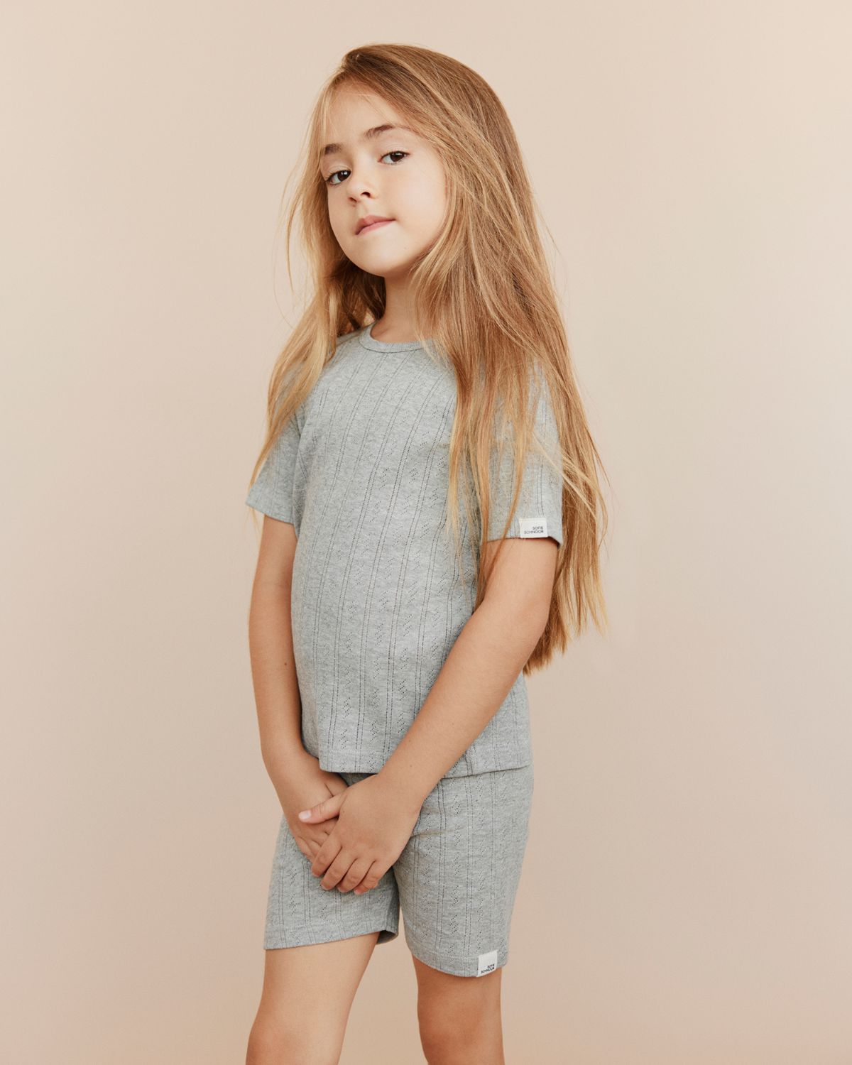 sofie-schnoor-kids-pipersk-t-shirt-grau-bio-baumwolle image 3