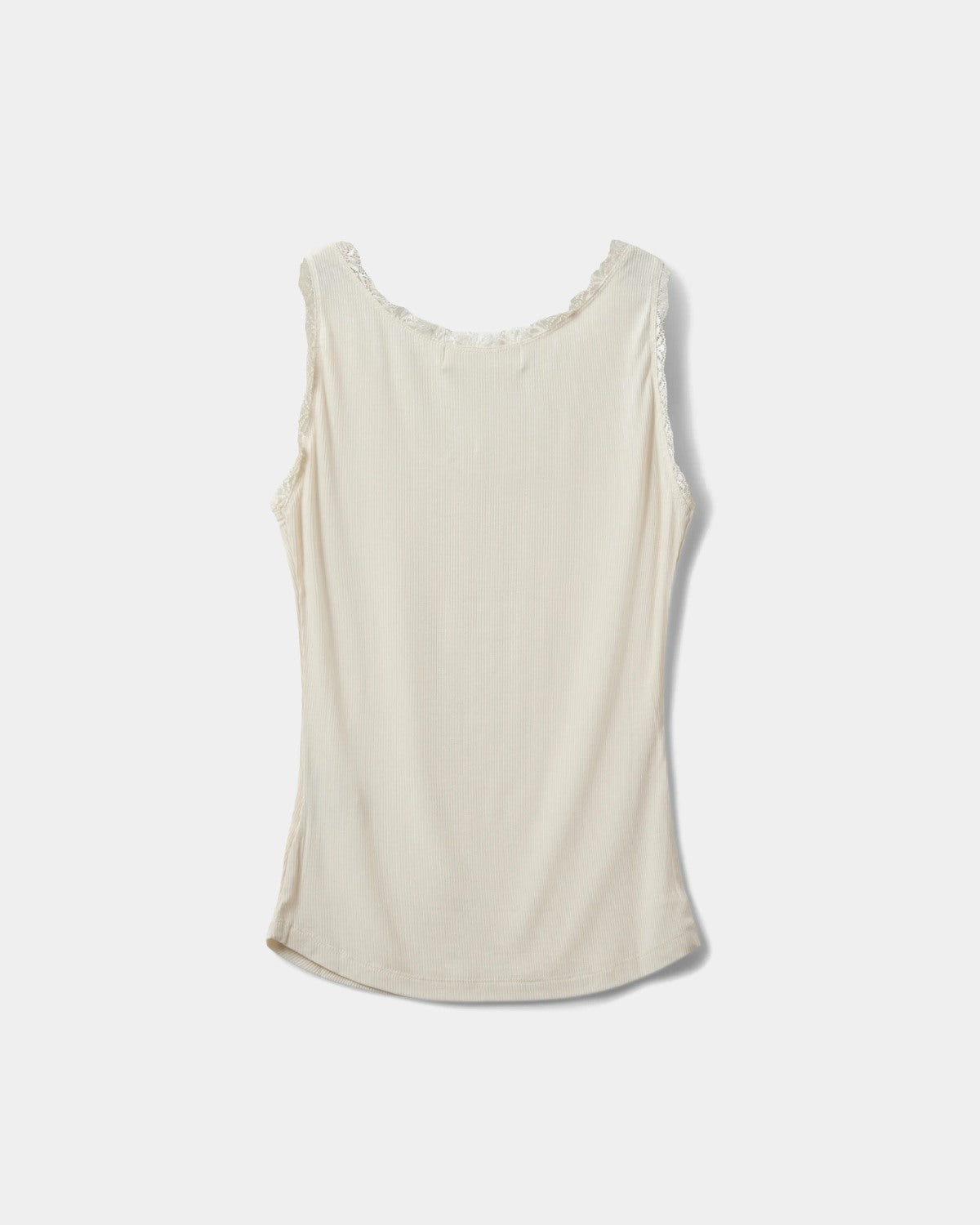 sofie-schnoor-women-ulrikke-top-off-white-spitze-slim-fit image 3