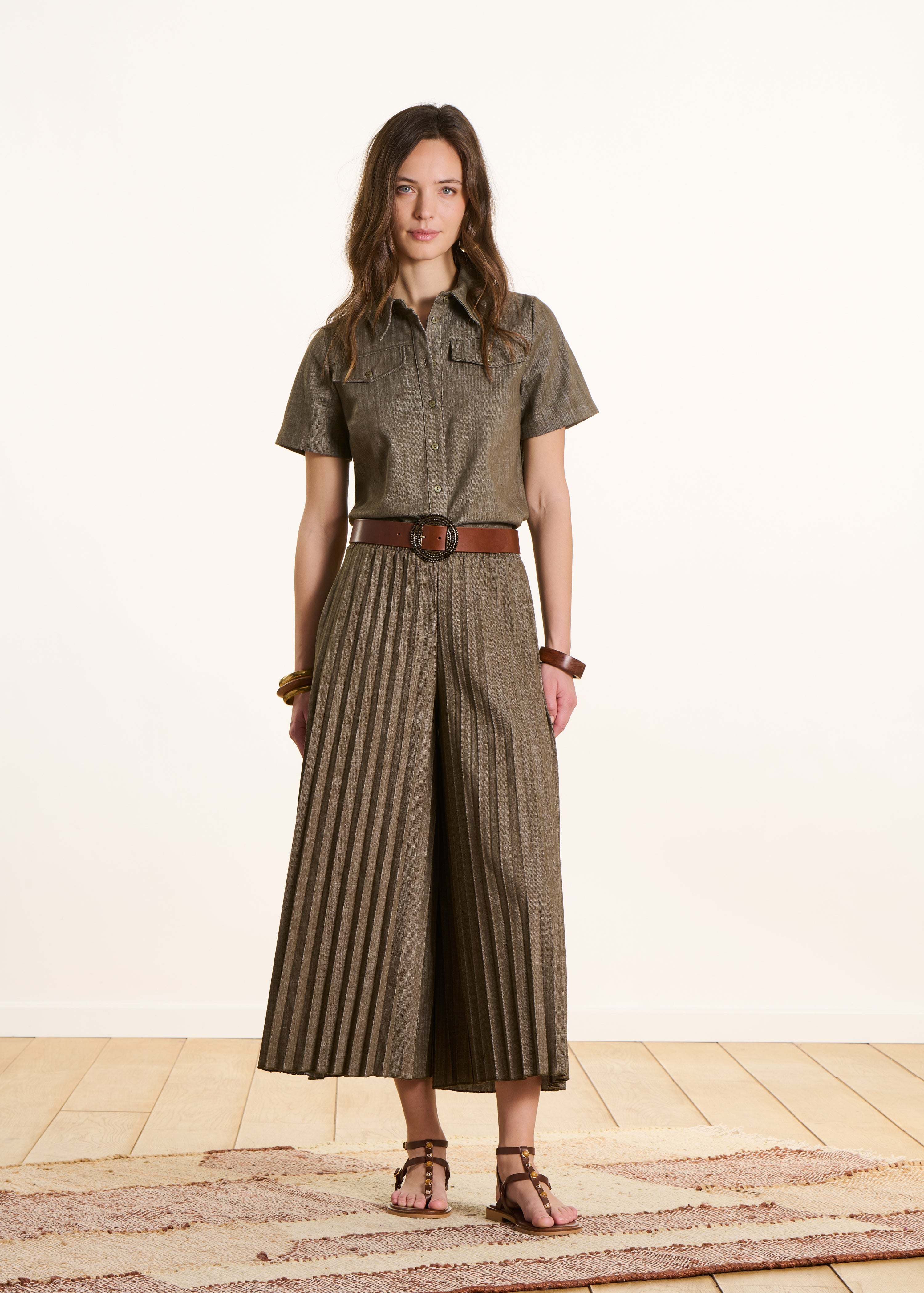 la-f-e-marabout-e-pantalon-jeanshose-plissiert-kaki image 1