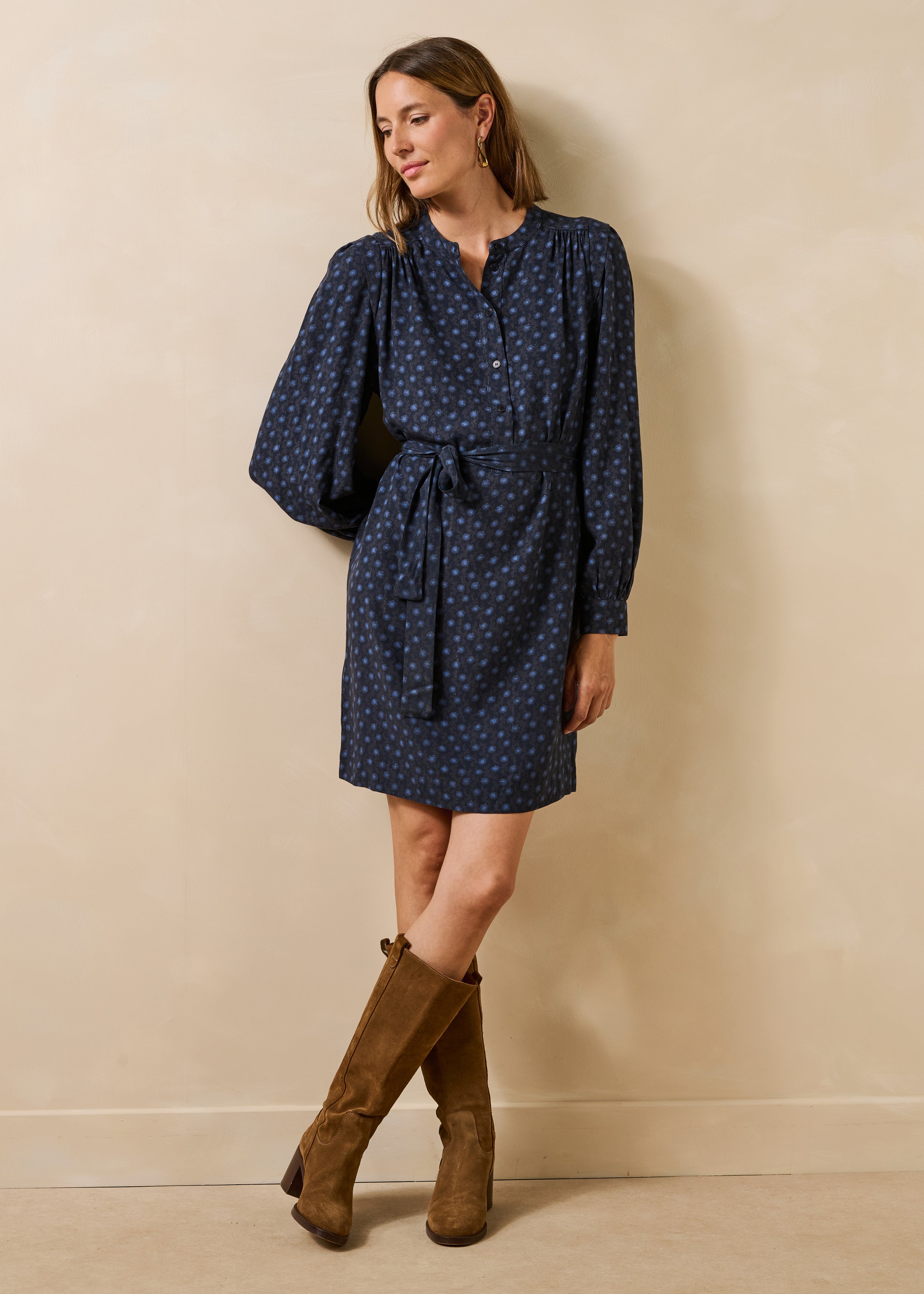 la-f-e-marabout-e-gioli-kleid-blau-kurz-mit-g-rtel image 1