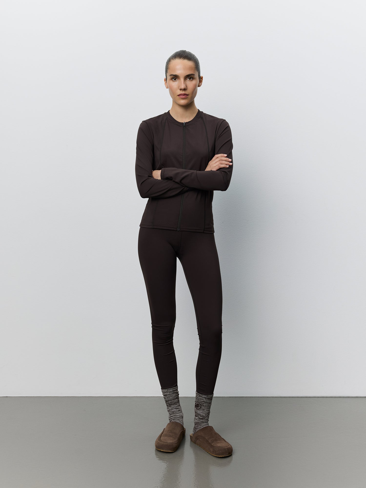 sofie-schnoor-sport-jayaspo-zip-langarm-bluse-dunkelbraun image 2