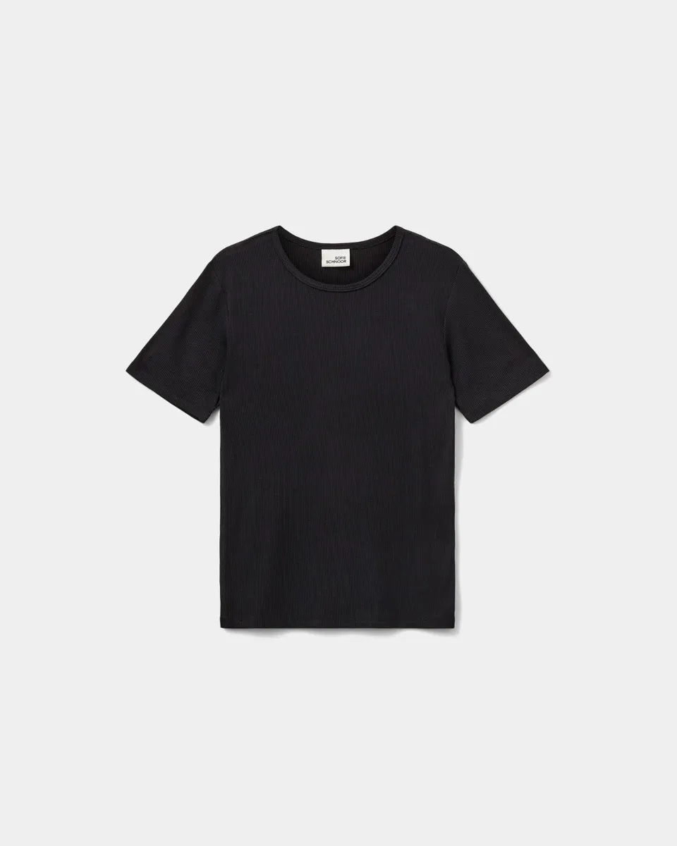 sofie-schnoor-nataliasy-t-shirt-schwarz-rundhals-viskose image 1