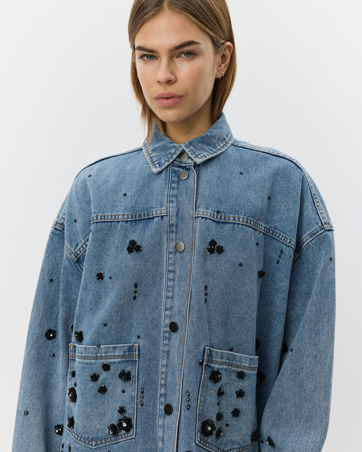 sofie-schnoor-women-amayasw-jeansjacke-denimblau-pailletten image 5