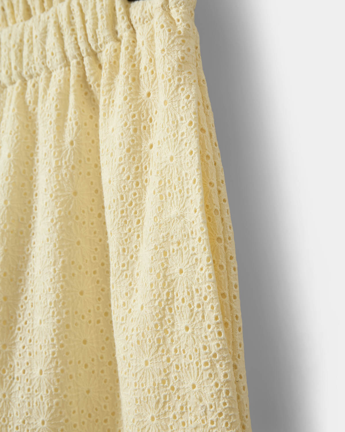 sofie-schnoor-young-abigalesy-hose-butter-yellow-baumwolle image 3