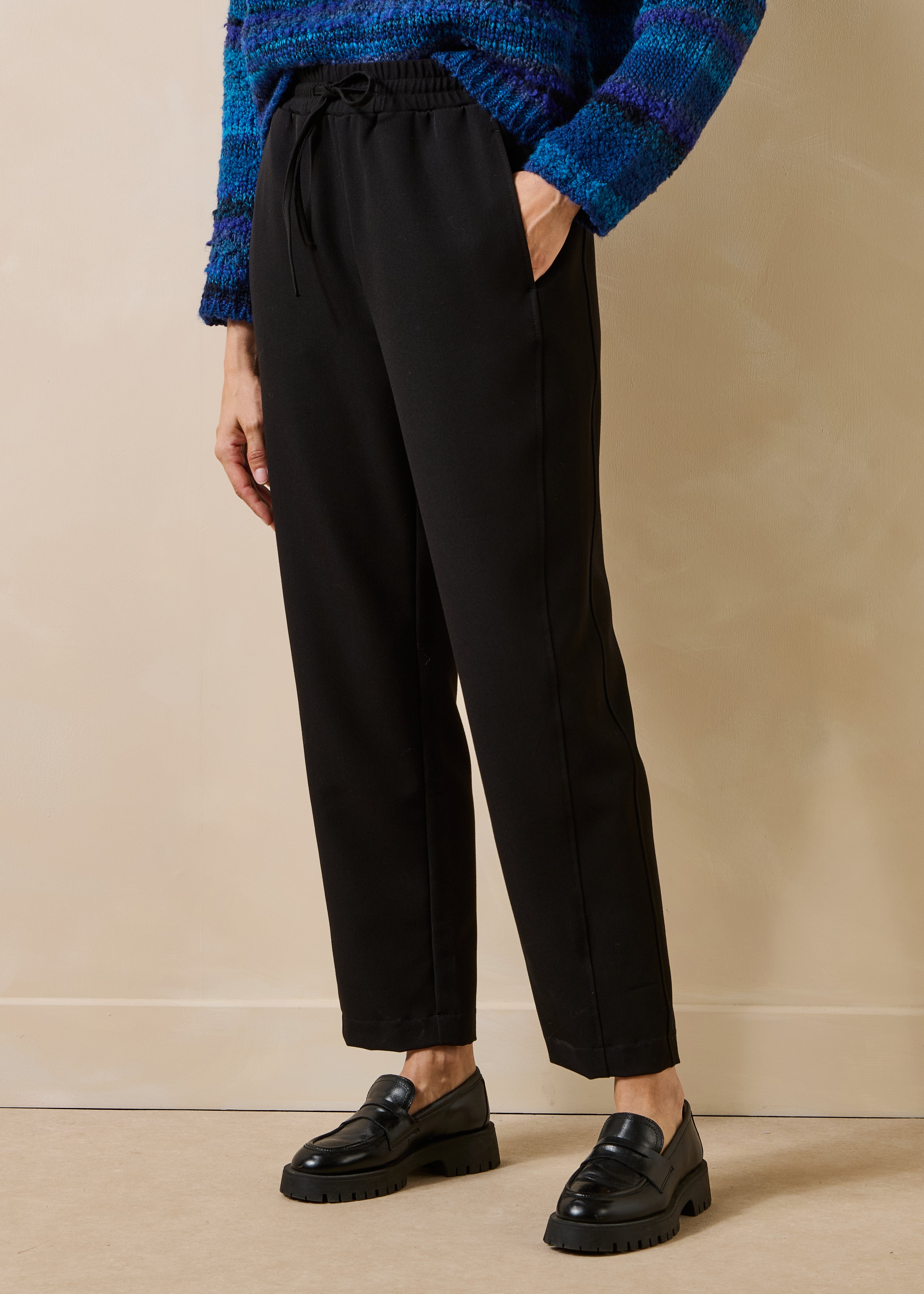 la-f-e-marabout-e-firmin-hose-schwarz-karottenschnitt image 2