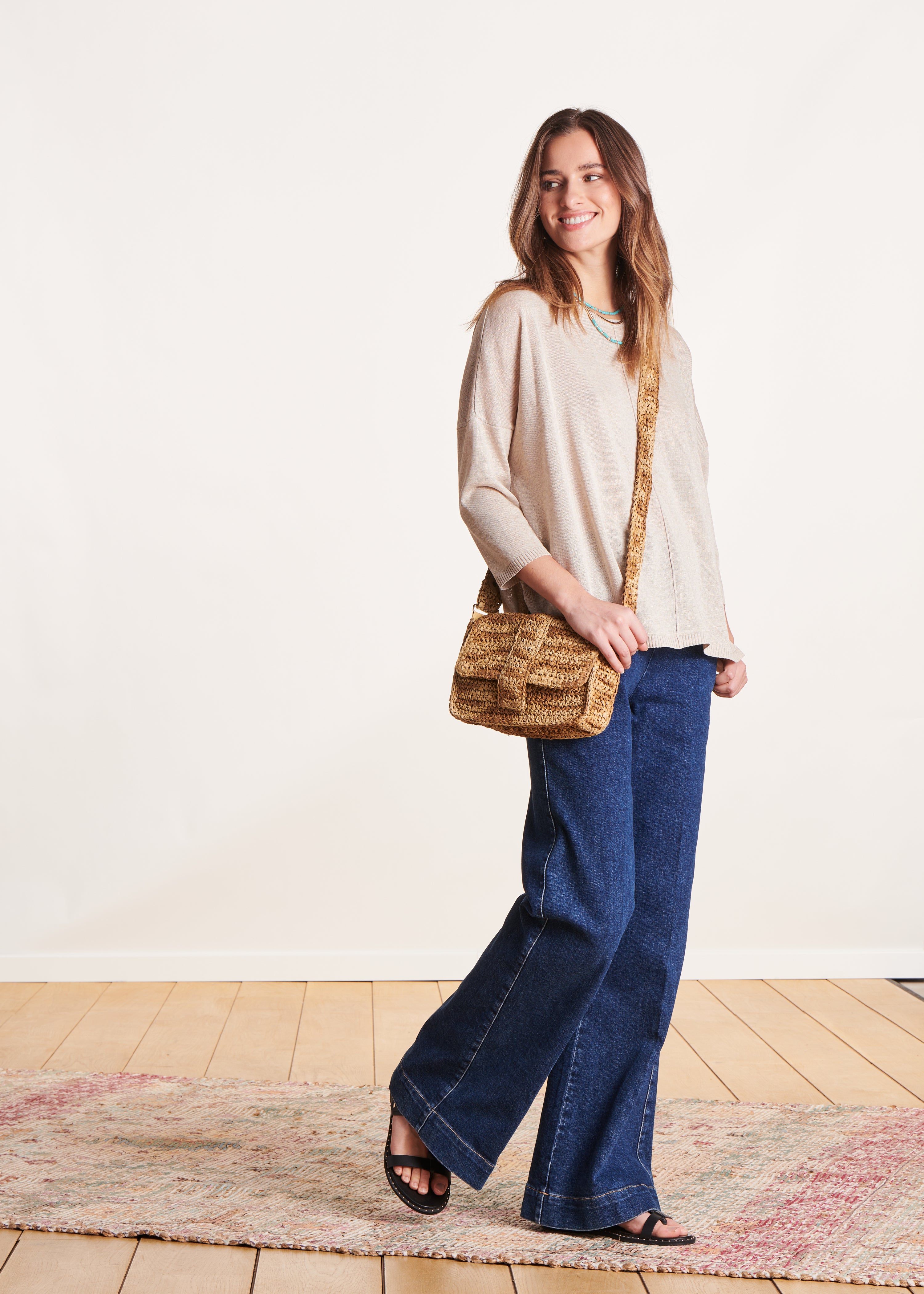 la-f-e-marabout-e-selfix-pullover-gold-oversize-3-4-arm image 2