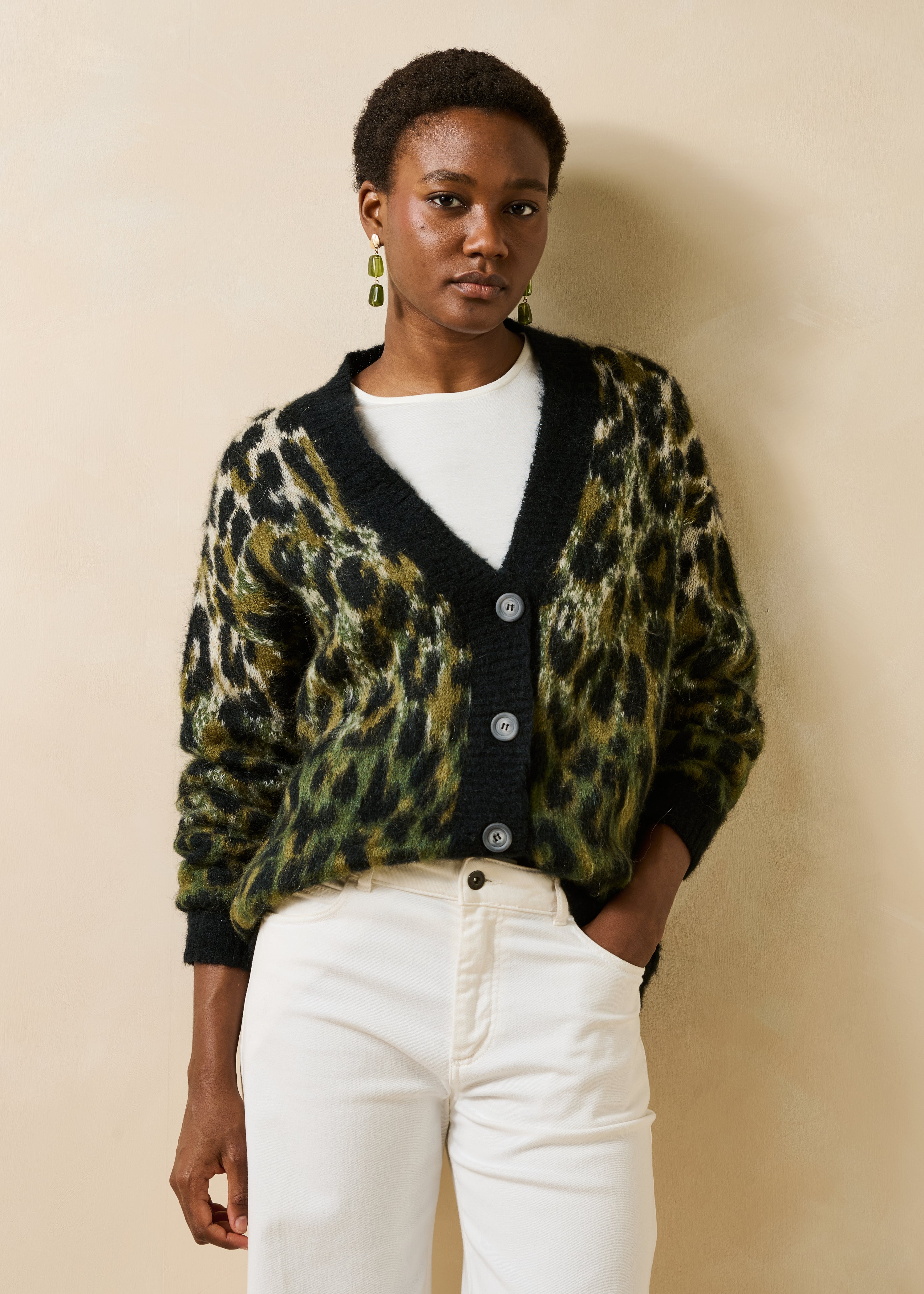 la-f-e-marabout-e-groove-strickjacke-kaki-mohair-animal image 1