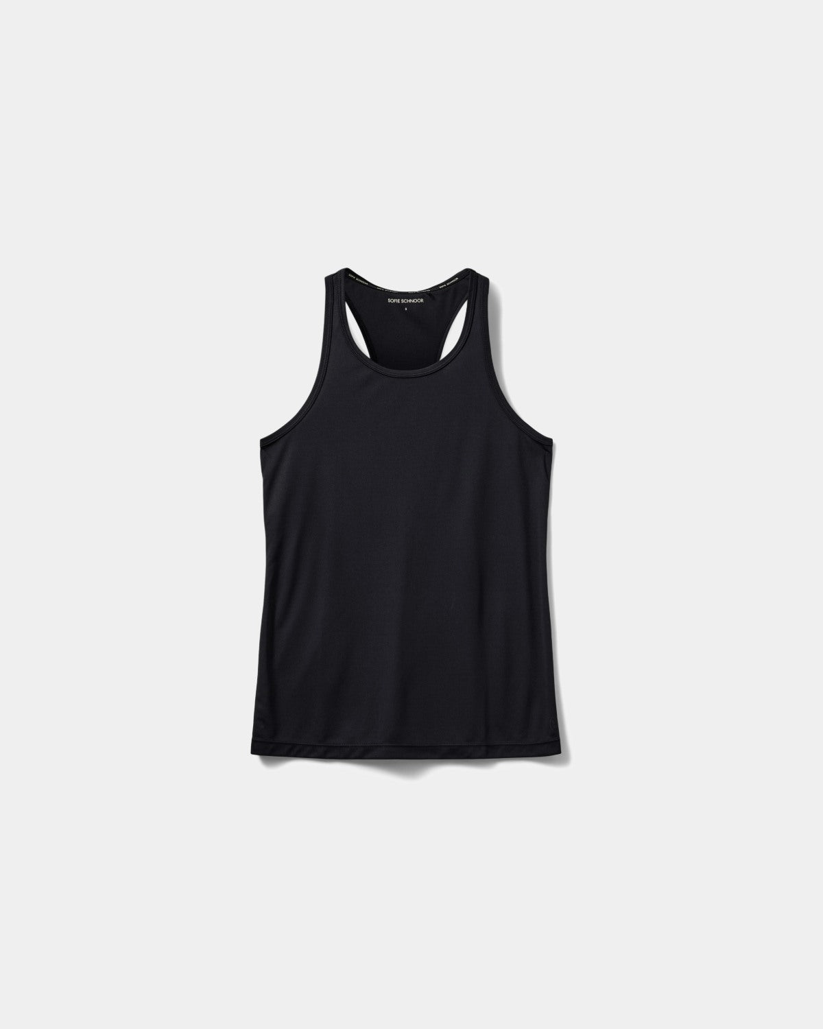 sofie-schnoor-sport-ionaspo-top-schwarz-lockere-passform image 1