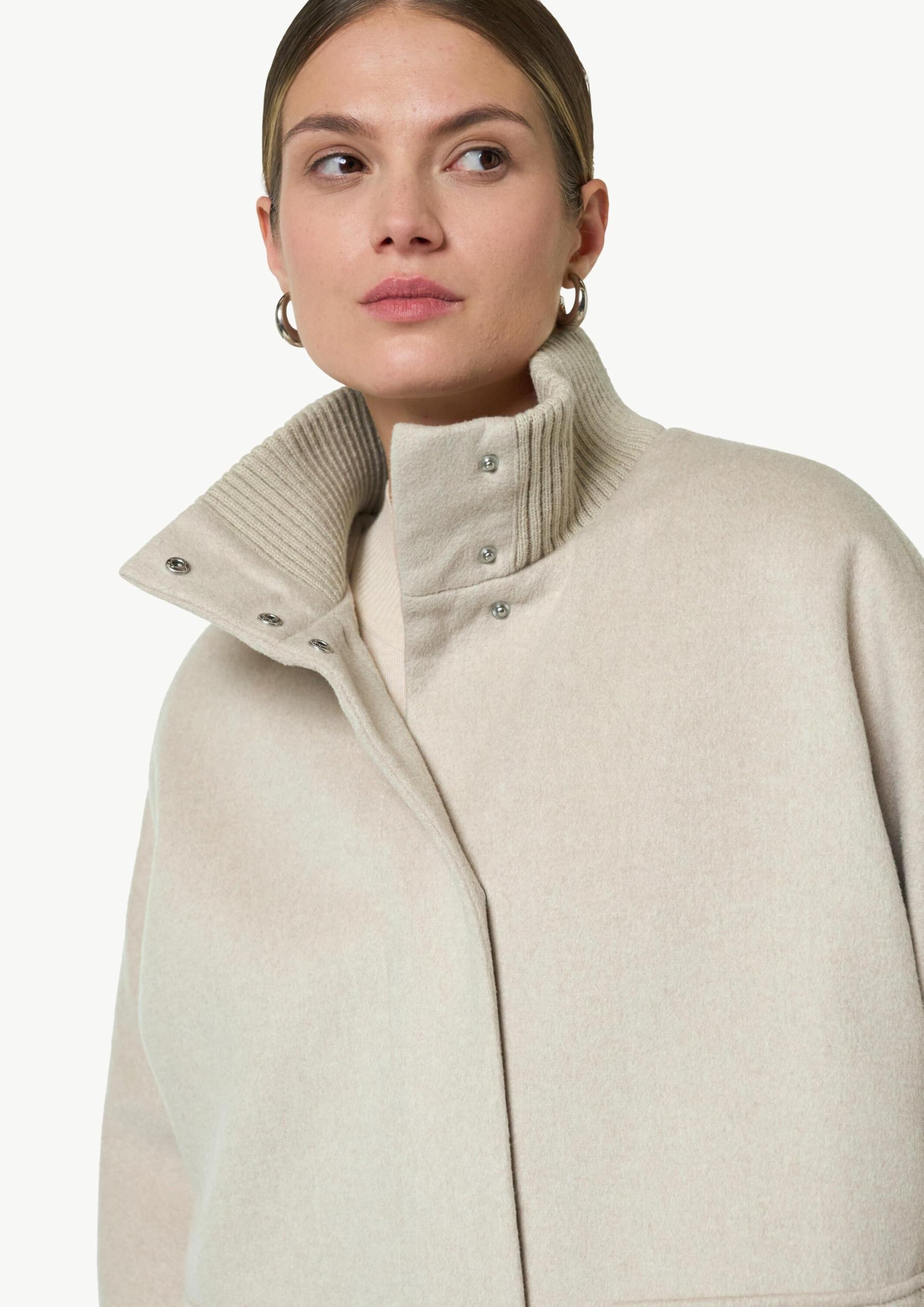 comma-wollmantel-beige-81w7-gerippter-kragen image 5