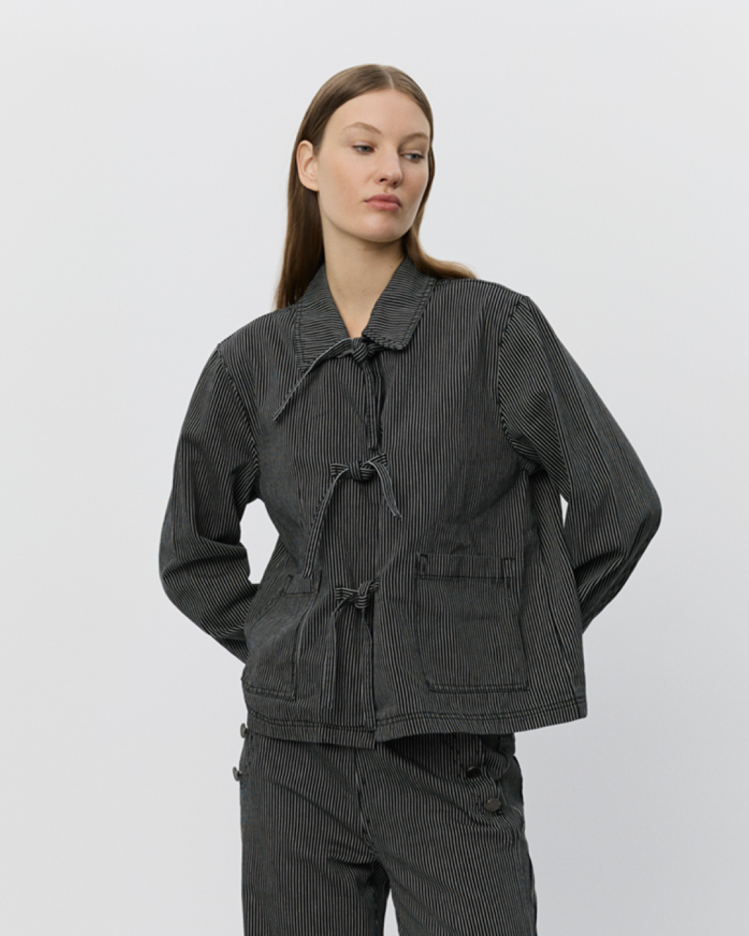 sofie-schnoor-women-marlosw-jacke-schwarz-gestreift image 5