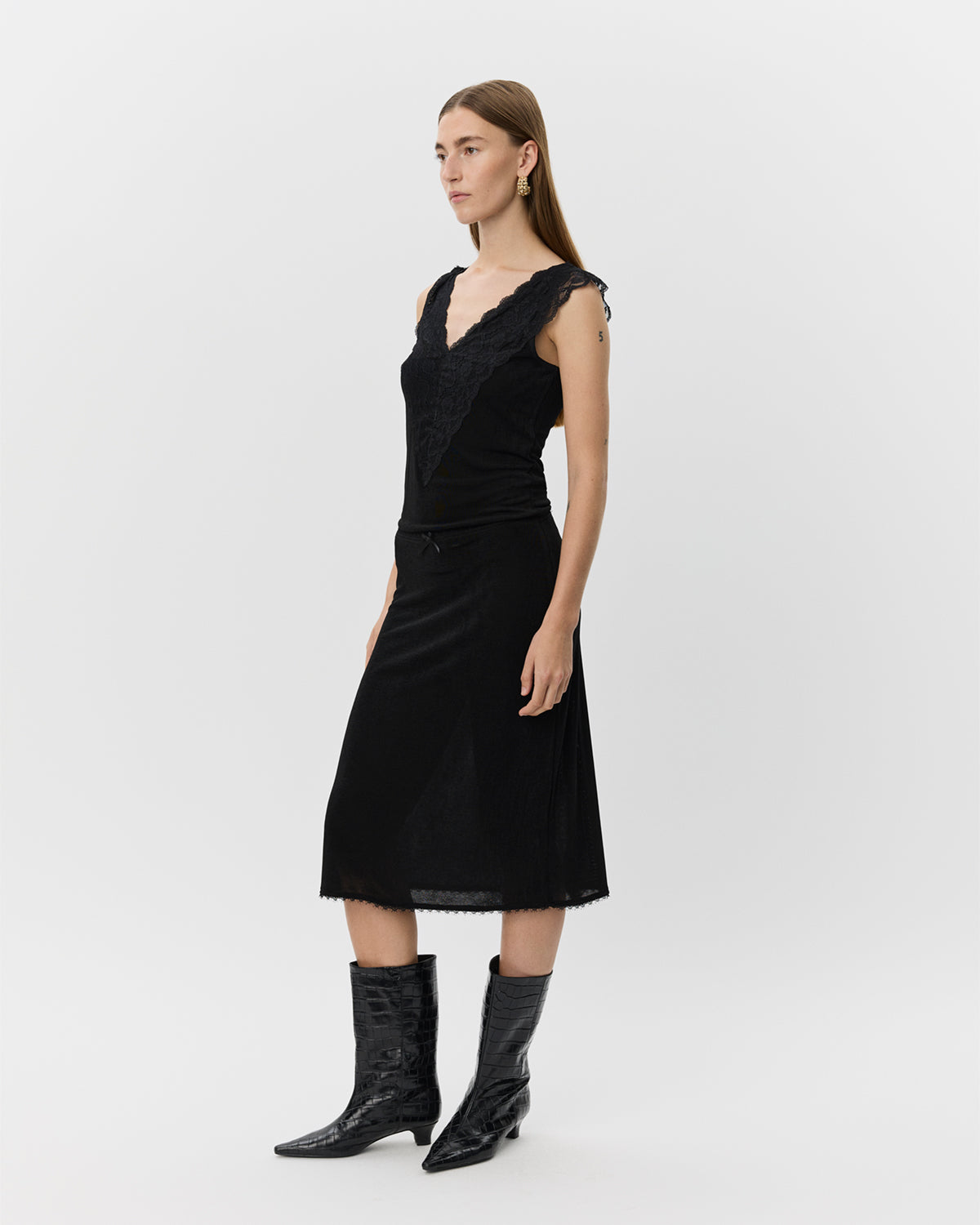 sofie-schnoor-women-marlasw-s254371-rock-schwarz-spitze image 3