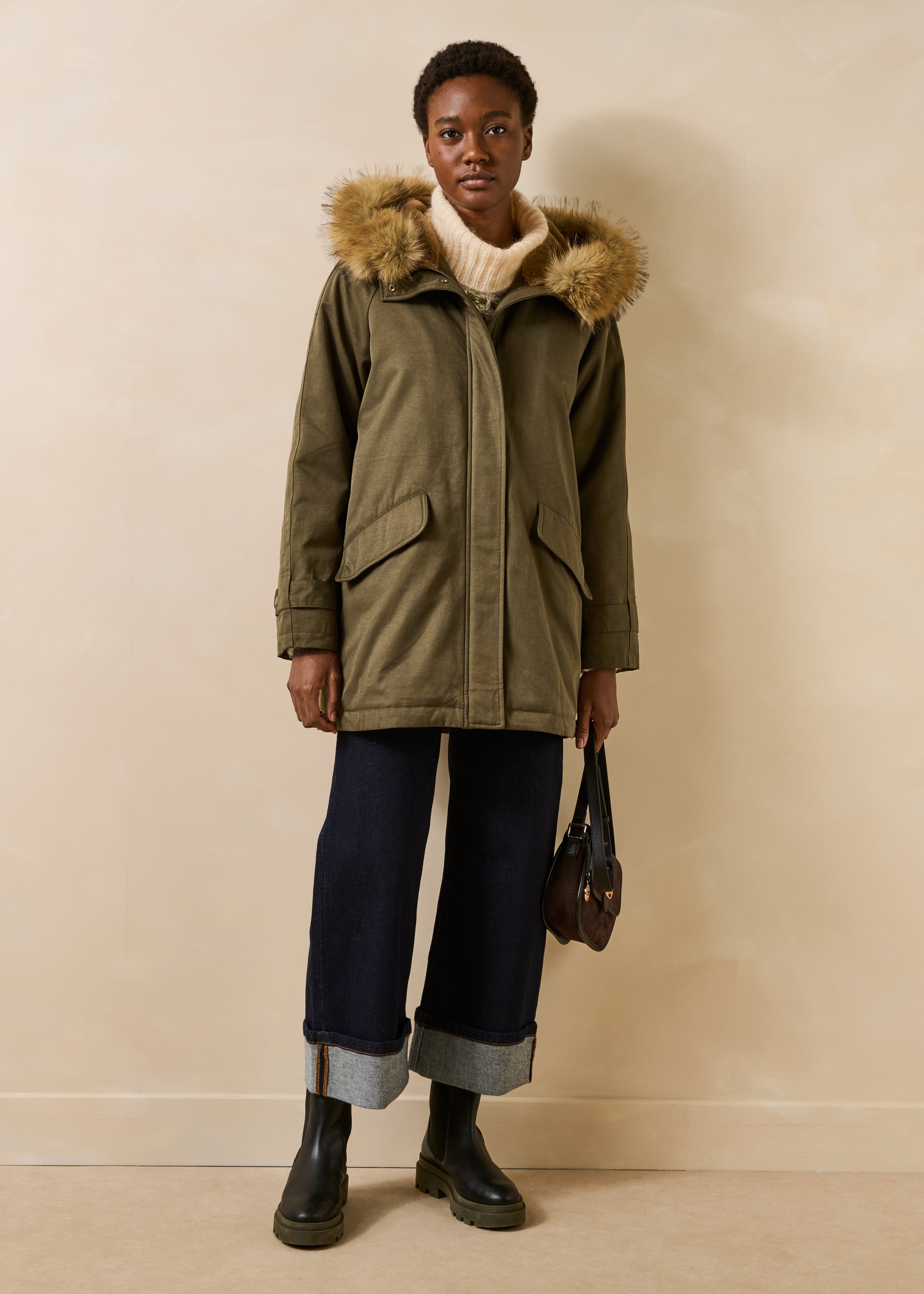 la-f-e-marabout-e-gonxi-parka-kaki-mittellang-kunstfell image 2