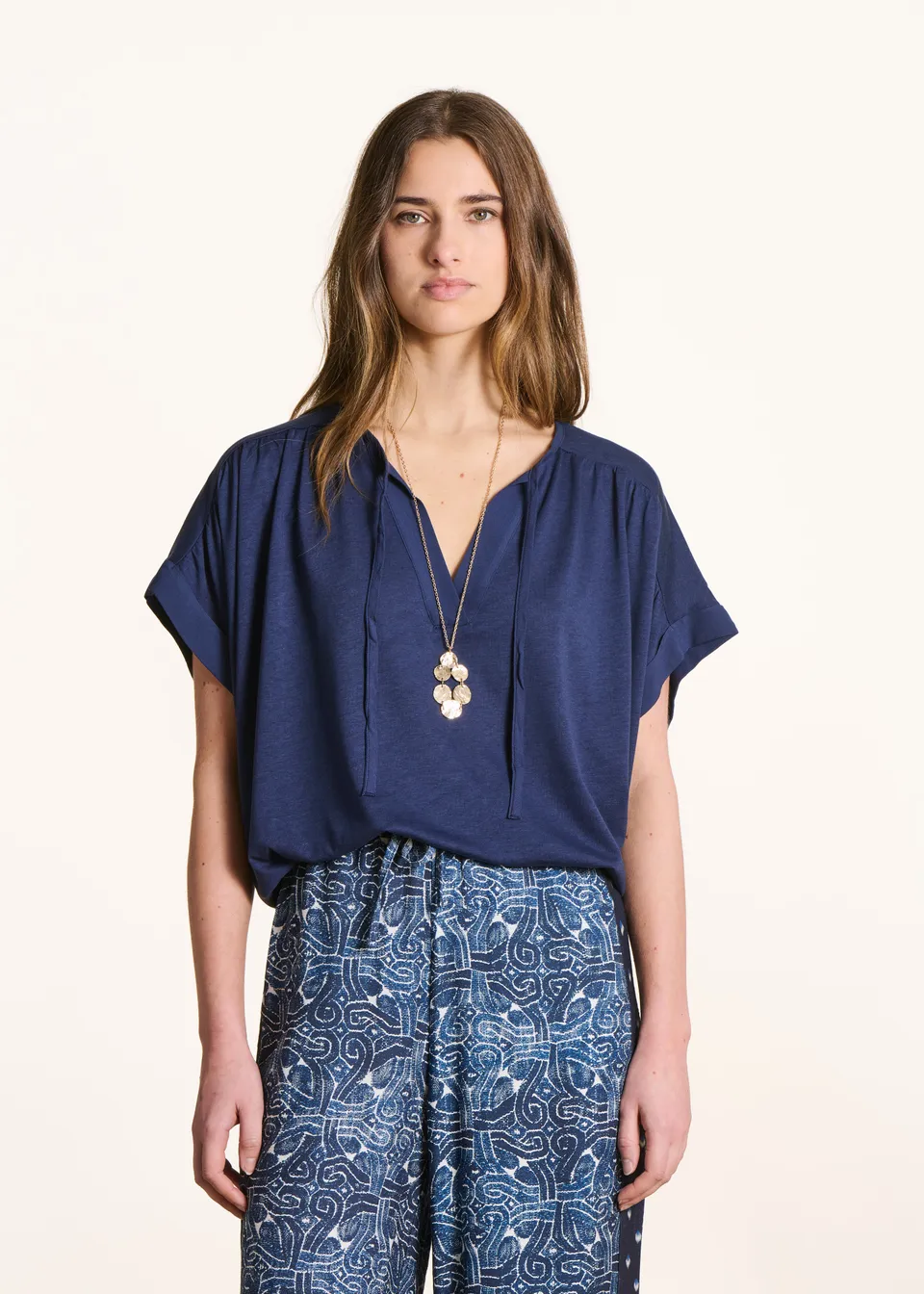 la-f-e-marabout-e-fino-t-shirt-blau-lyocell-weit image 1