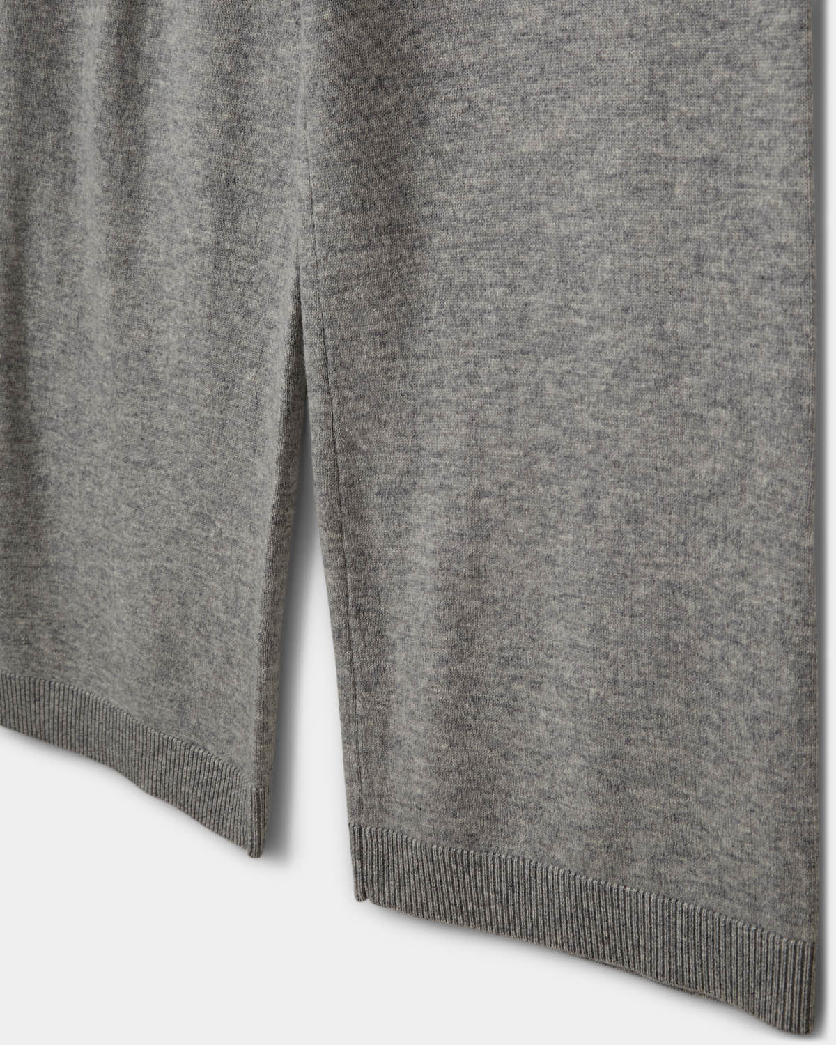 sofie-schnoor-young-velosy-hose-grey-melange-wolle image 3