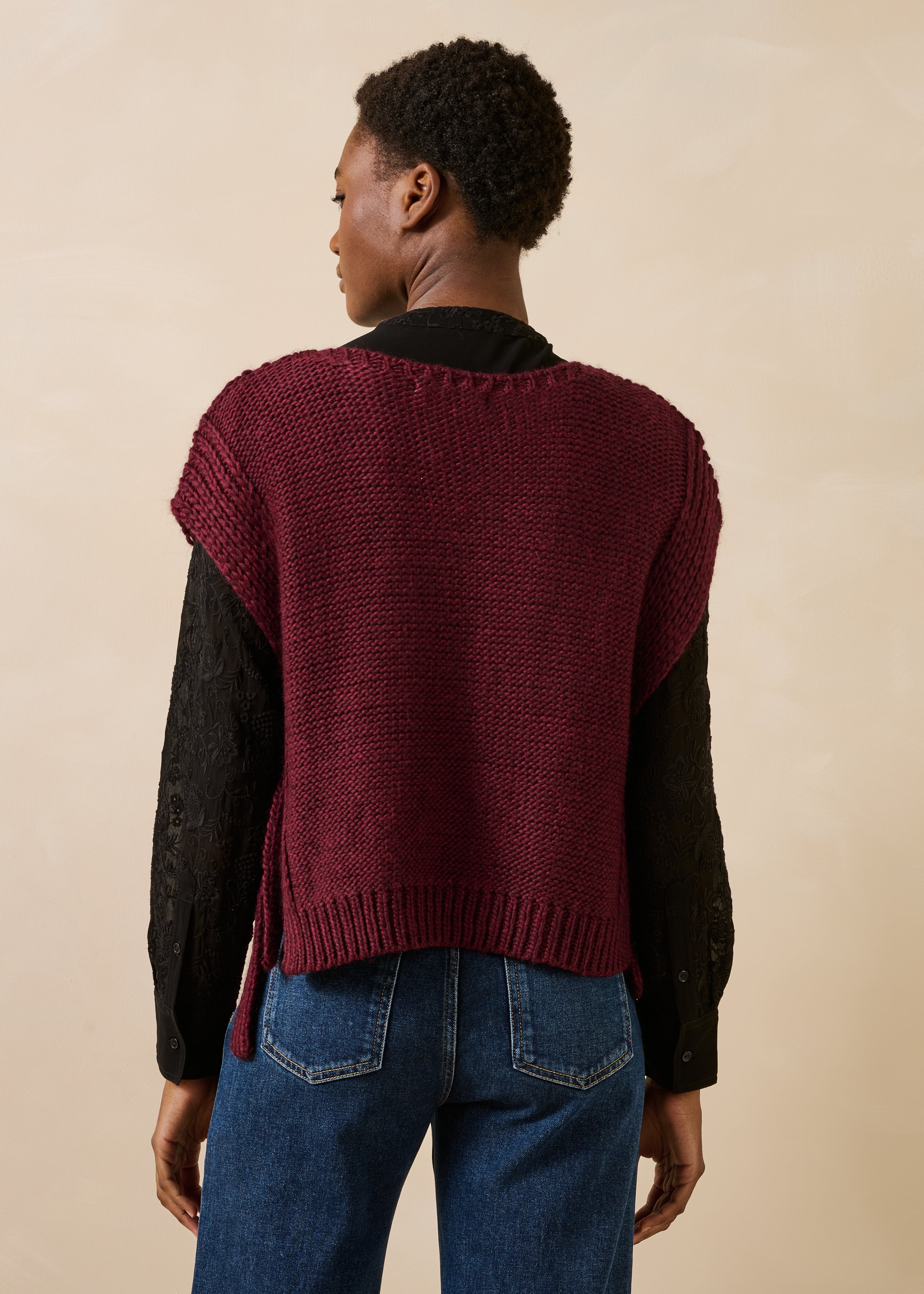 la-f-e-marabout-e-genri-pullover-bordeaux-kurzarm image 3
