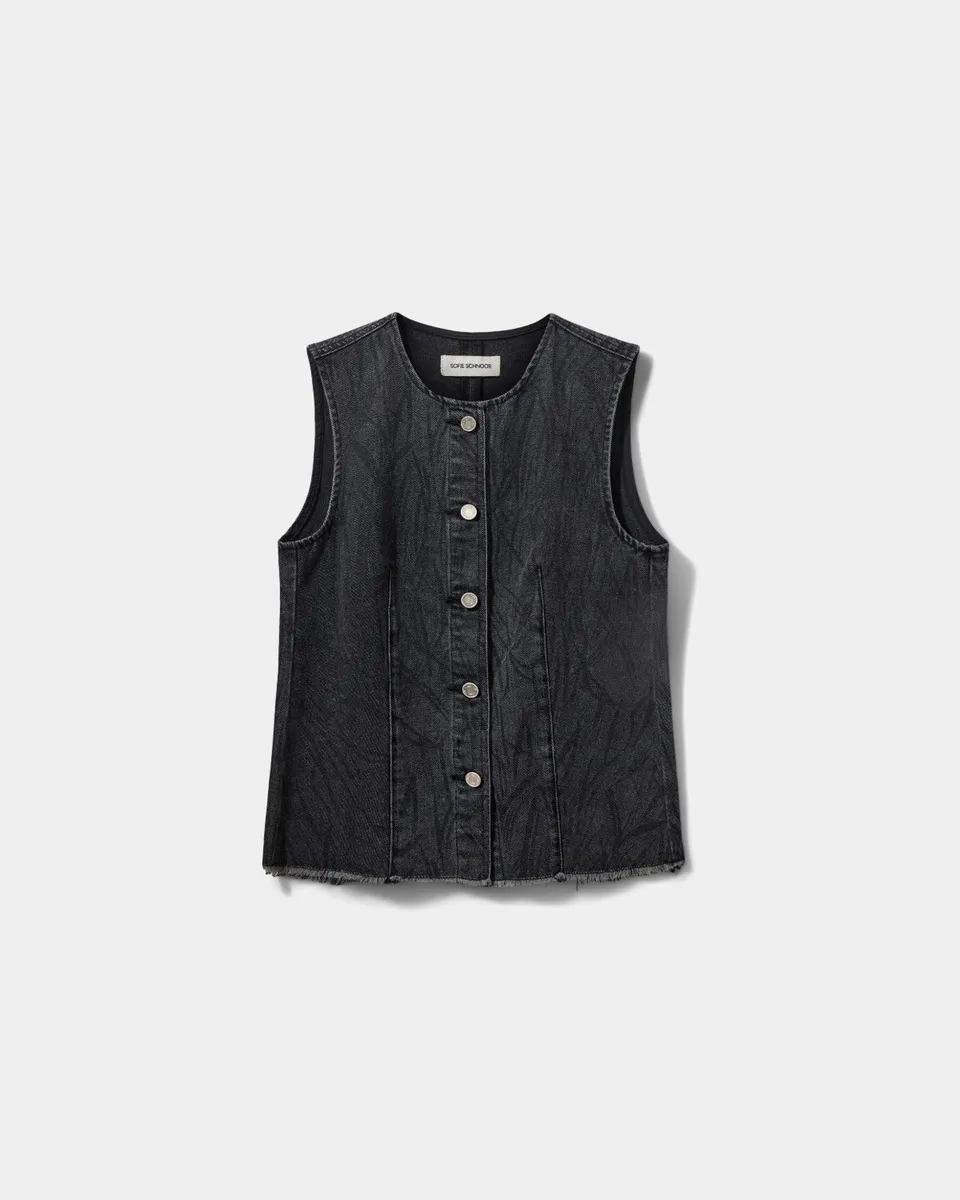 sofie-schnoor-women-carlasw-weste-schwarz-jeansweste-knopf image 1