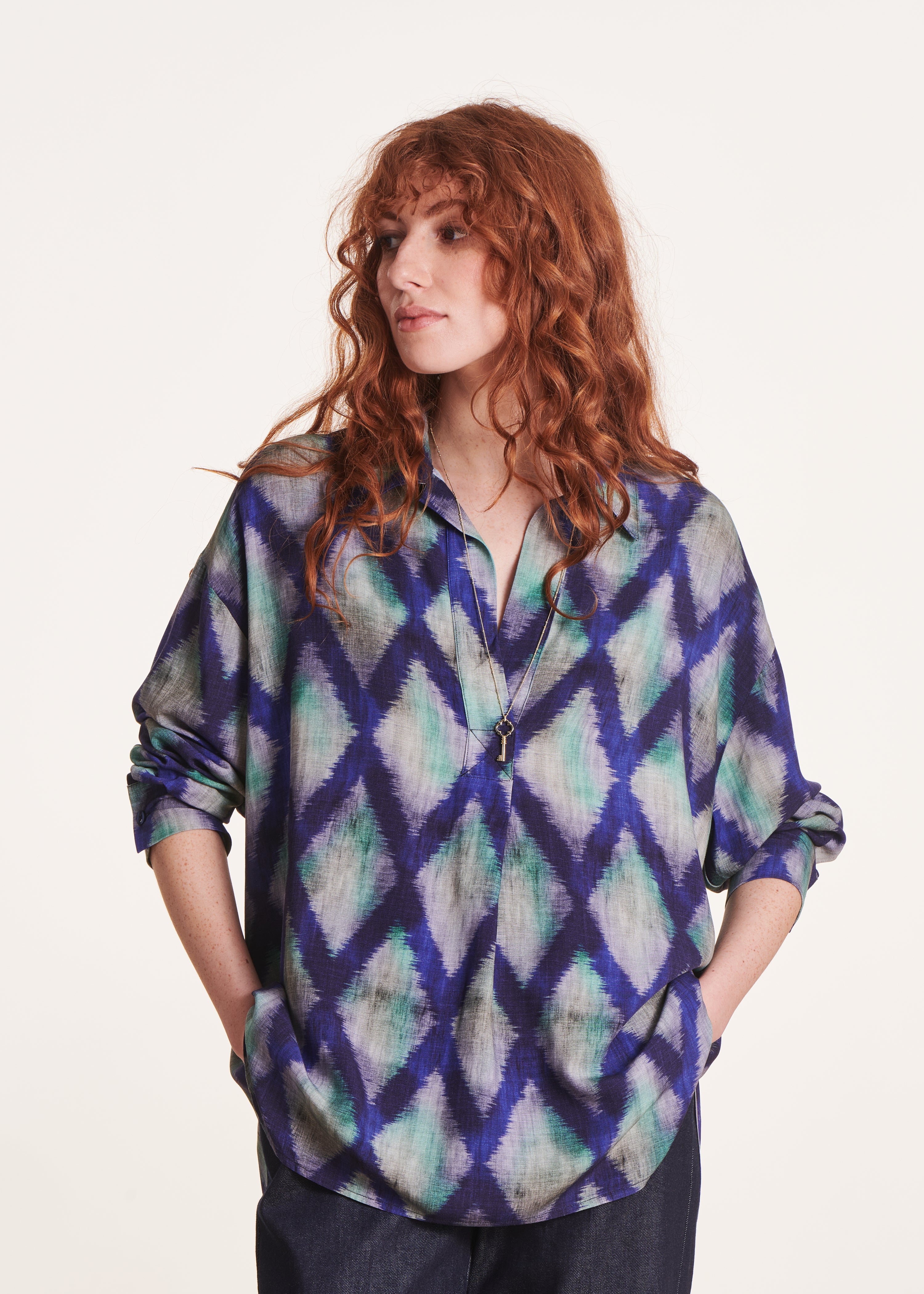 la-f-e-marabout-e-zaima-top-oversize-blau-print image 1